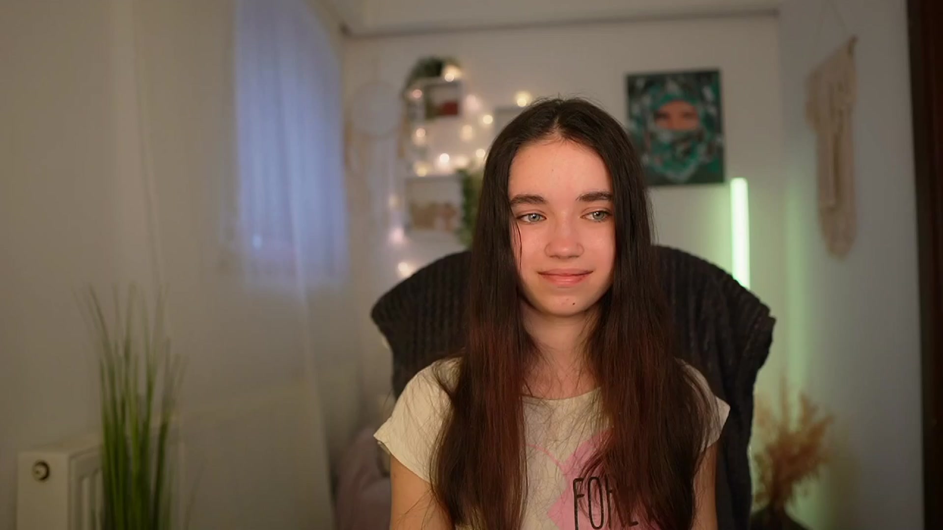 Gallery image thumbnail from Gia_Paige18's myfreecams stream on, 03/25/2024, 10:59 image 4 of 20
