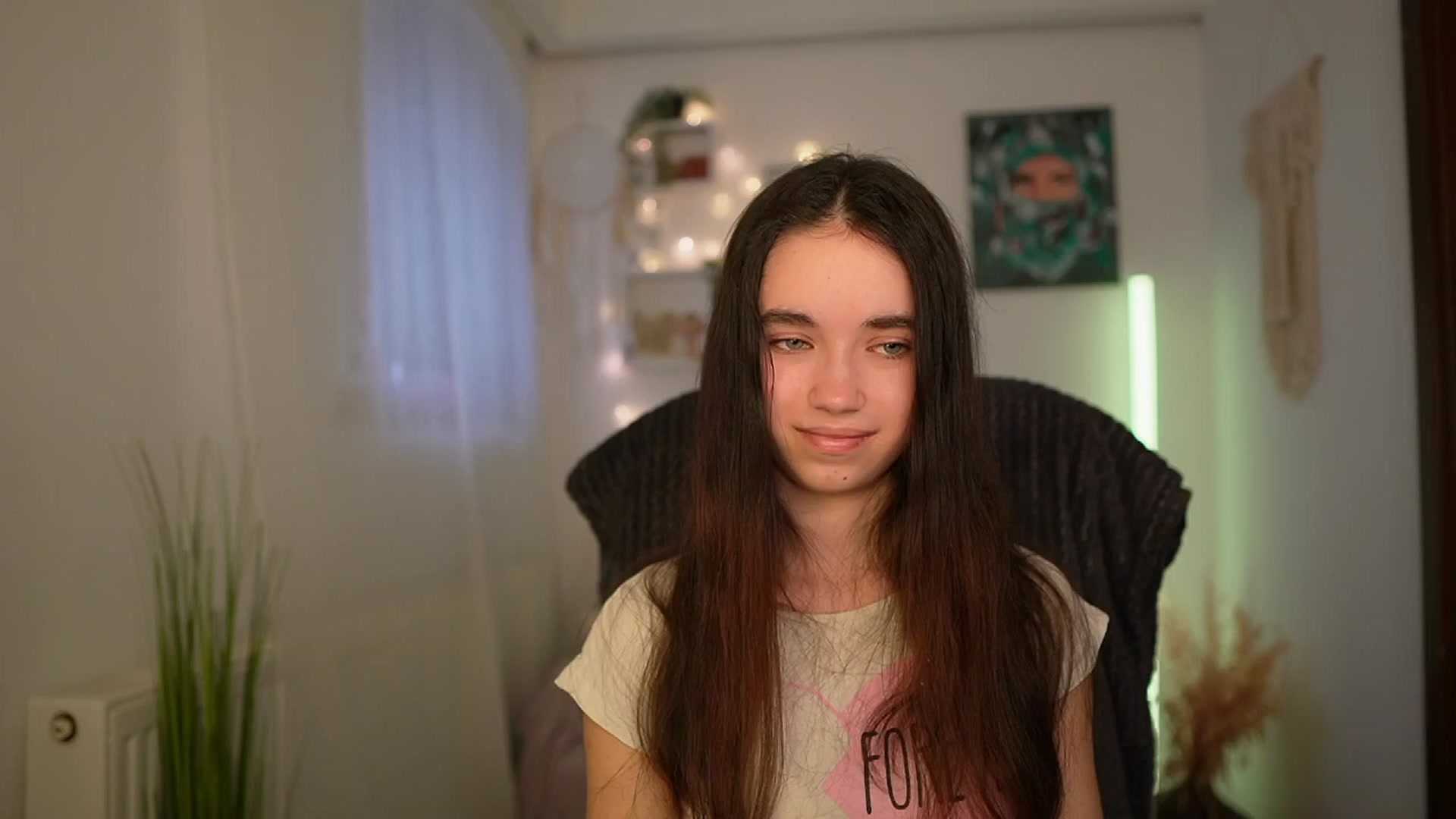 Gallery image thumbnail from Gia_Paige18's myfreecams stream on, 03/25/2024, 10:59 image 3 of 20