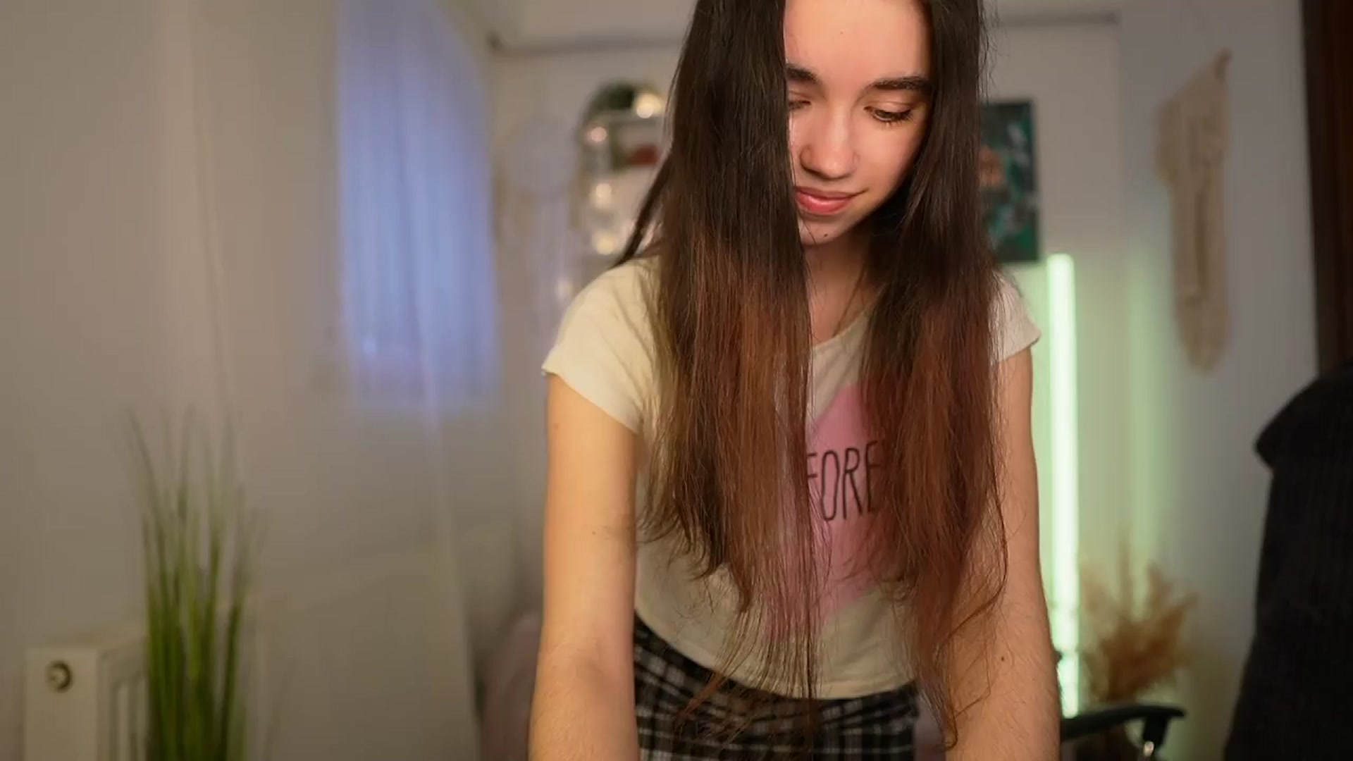 Gallery image thumbnail from Gia_Paige18's myfreecams stream on, 03/25/2024, 11:56 image 14 of 20