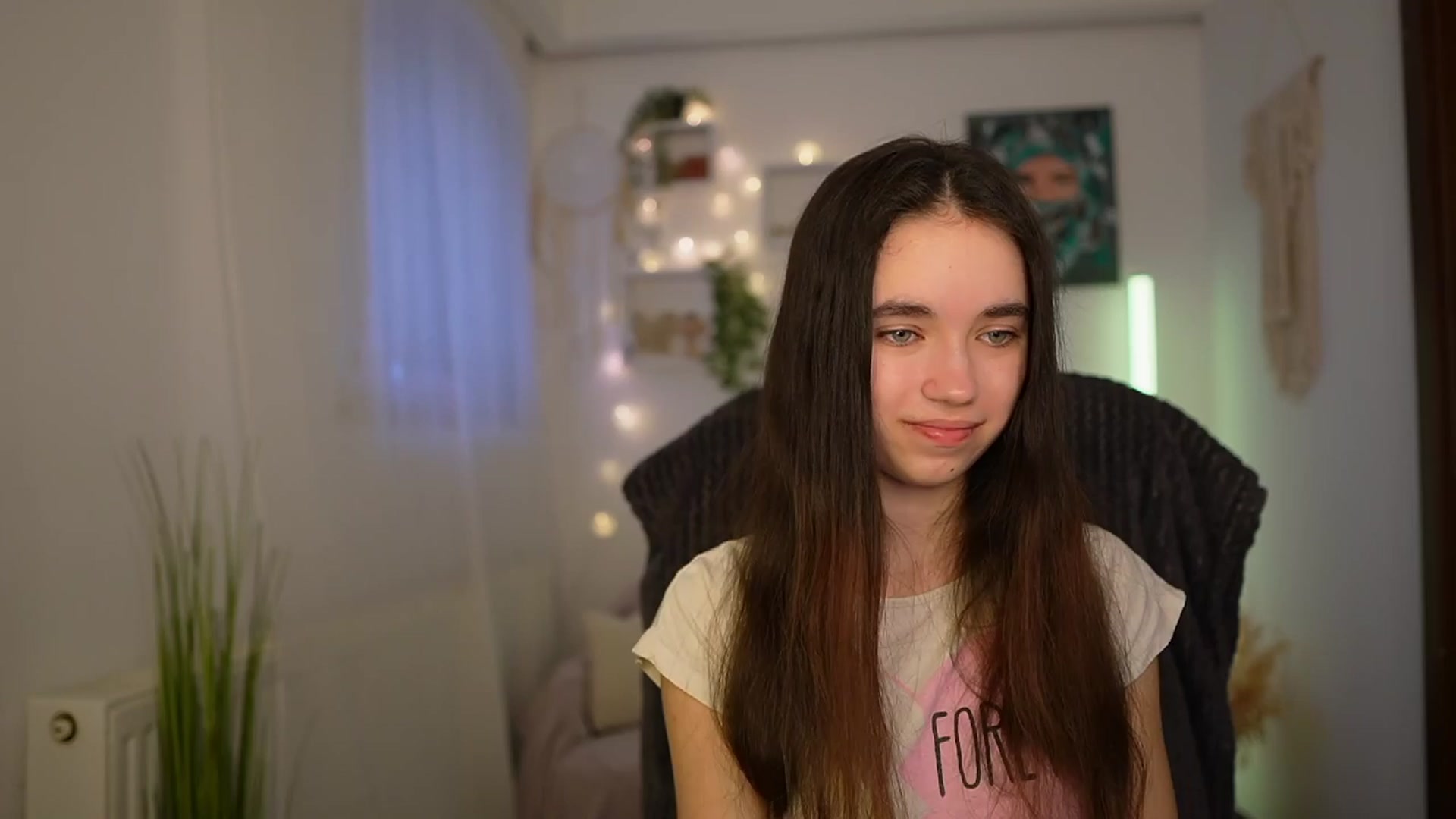 Gallery image thumbnail from Gia_Paige18's myfreecams stream on, 03/25/2024, 11:56 image 20 of 20