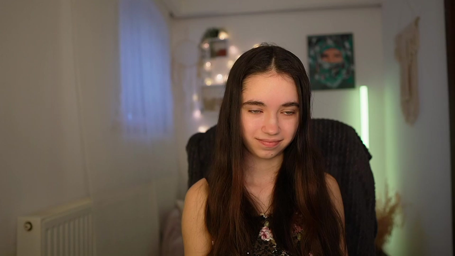 Gallery image thumbnail from Gia_Paige18's myfreecams stream on, 03/26/2024, 10:19 image 9 of 20