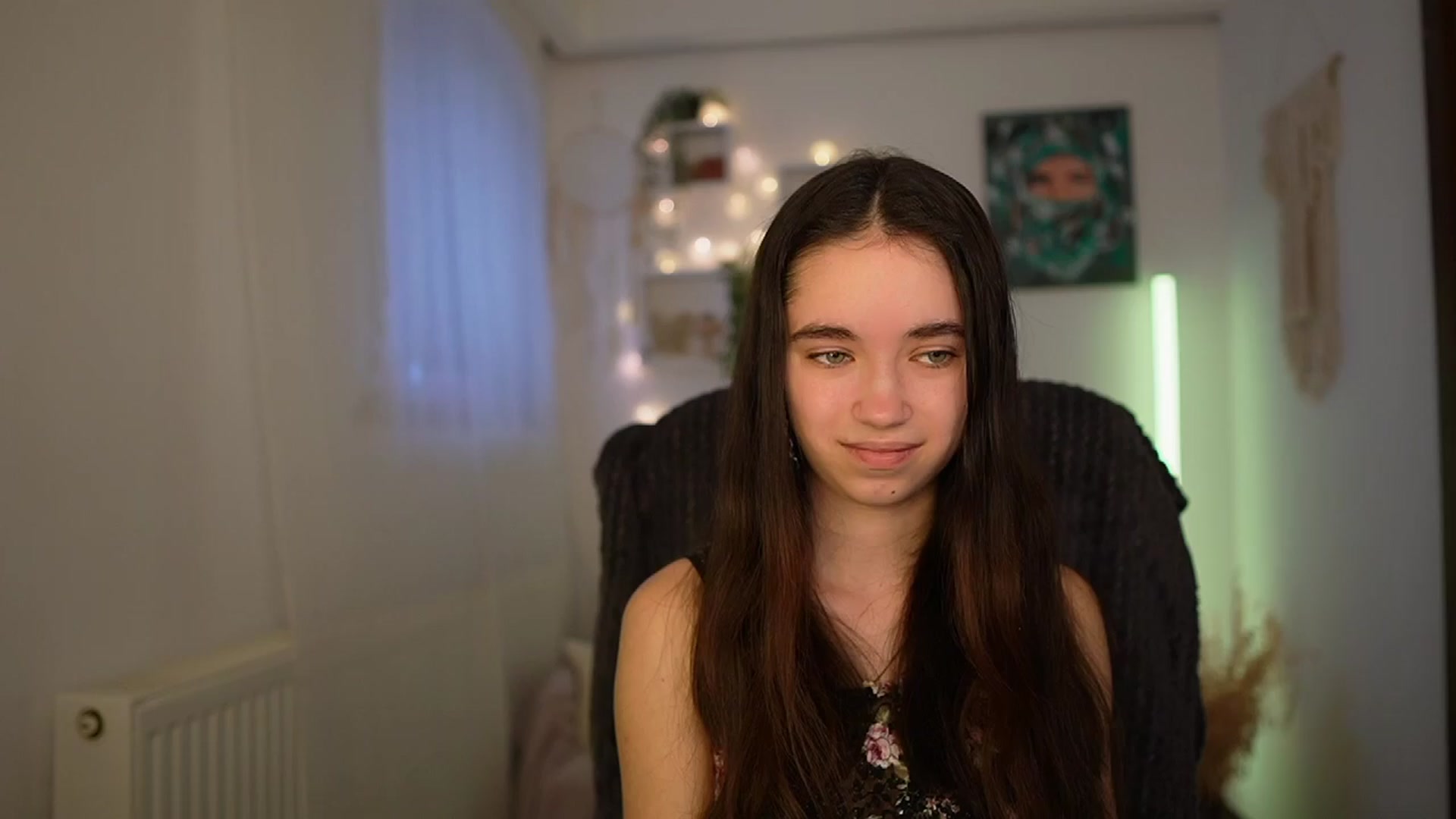 Gallery image thumbnail from Gia_Paige18's myfreecams stream on, 03/26/2024, 10:19 image 7 of 20
