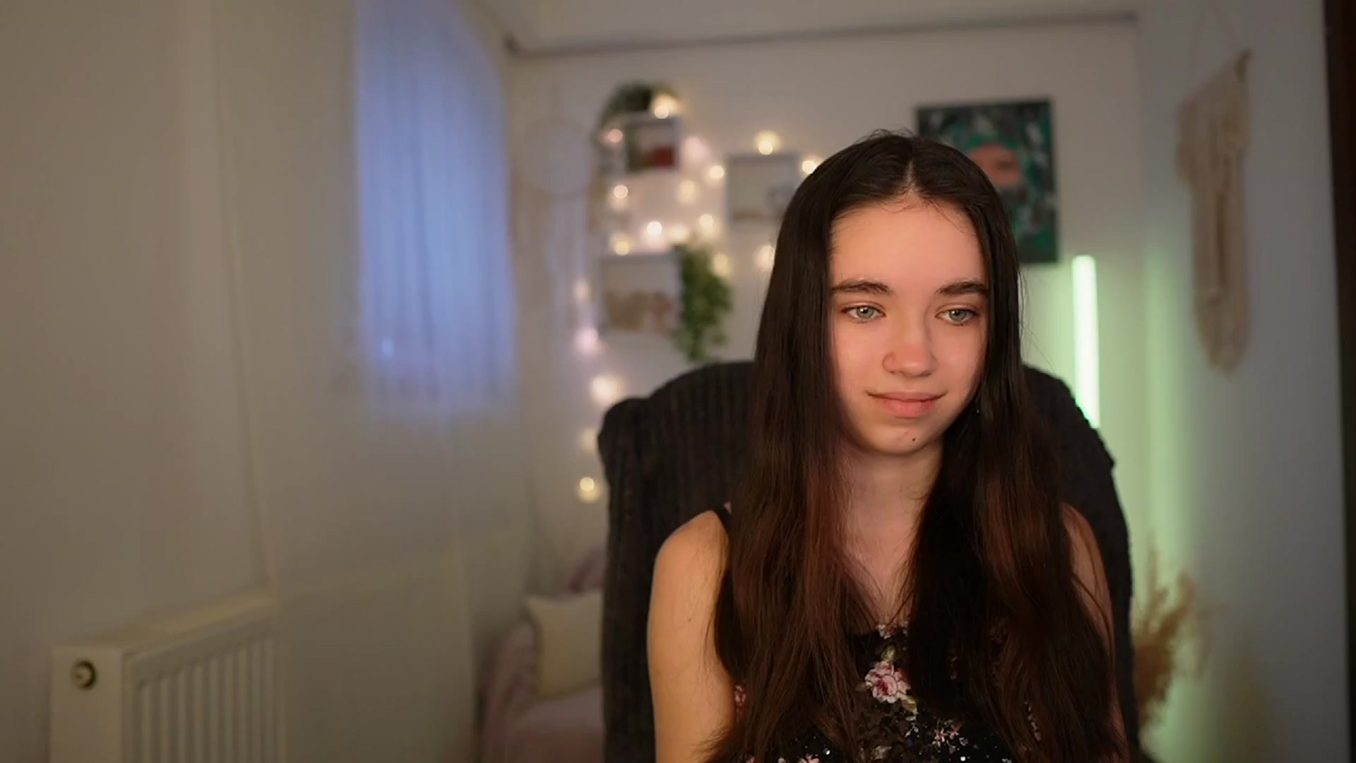 Gallery image thumbnail from Gia_Paige18's myfreecams stream on, 03/26/2024, 10:19 image 20 of 20