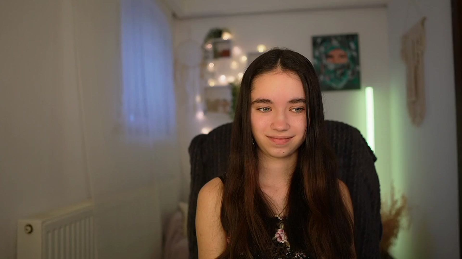 Gallery image thumbnail from Gia_Paige18's myfreecams stream on, 03/26/2024, 10:19 image 6 of 20