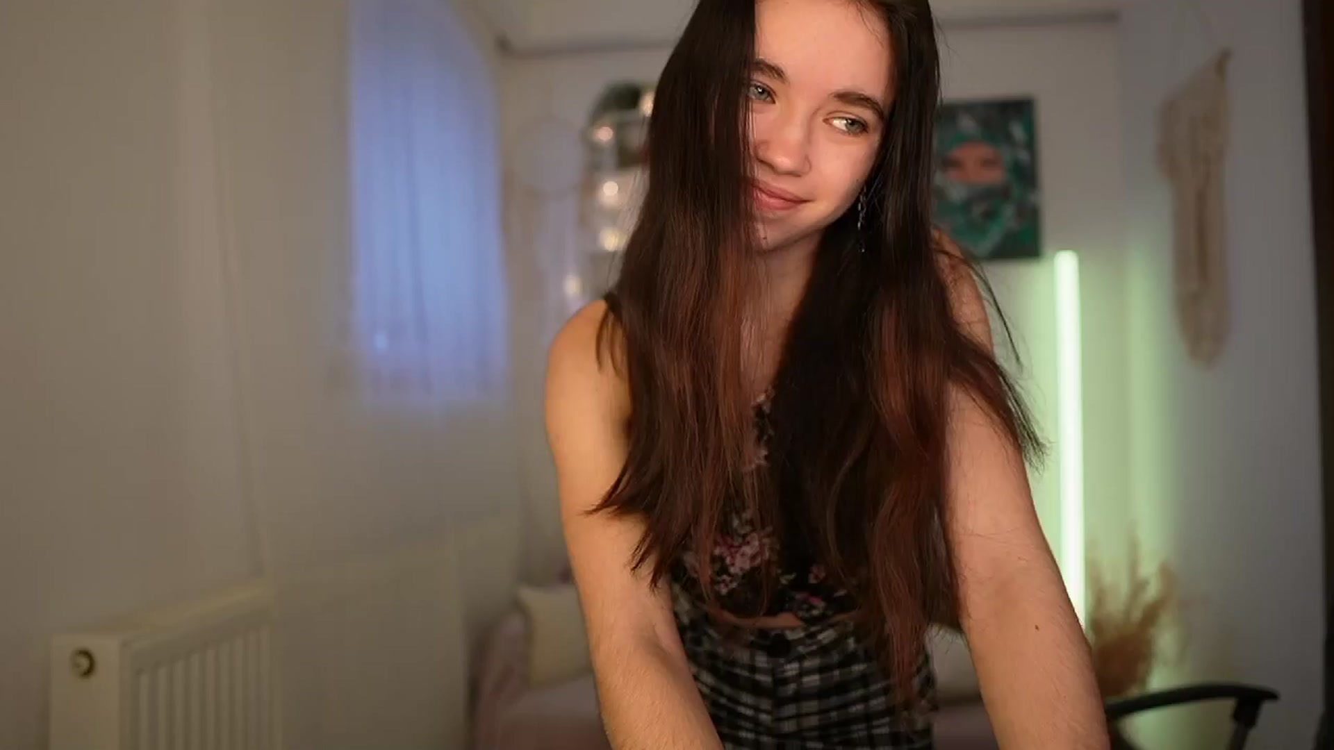 Gallery image thumbnail from Gia_Paige18's myfreecams stream on, 03/26/2024, 10:19 image 17 of 20