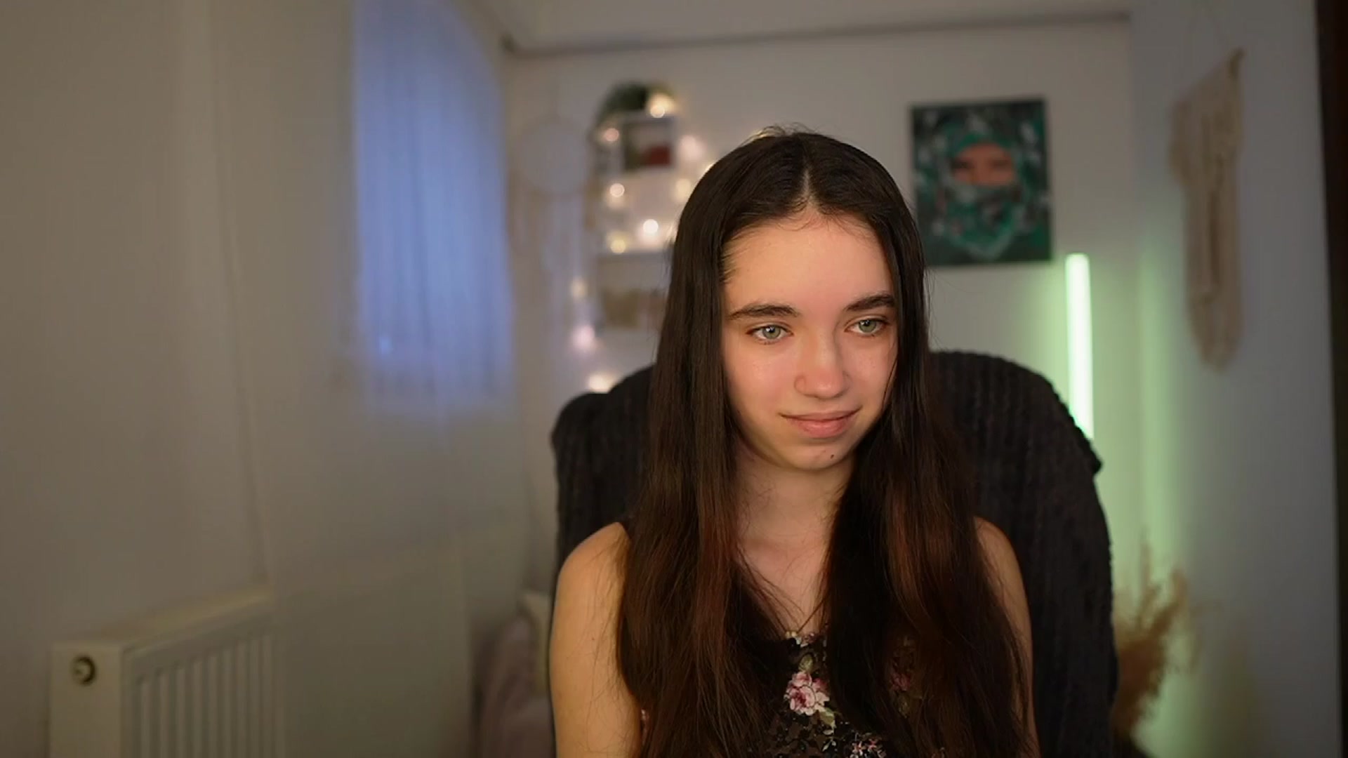 Gallery image thumbnail from Gia_Paige18's myfreecams stream on, 03/26/2024, 10:19 image 10 of 20