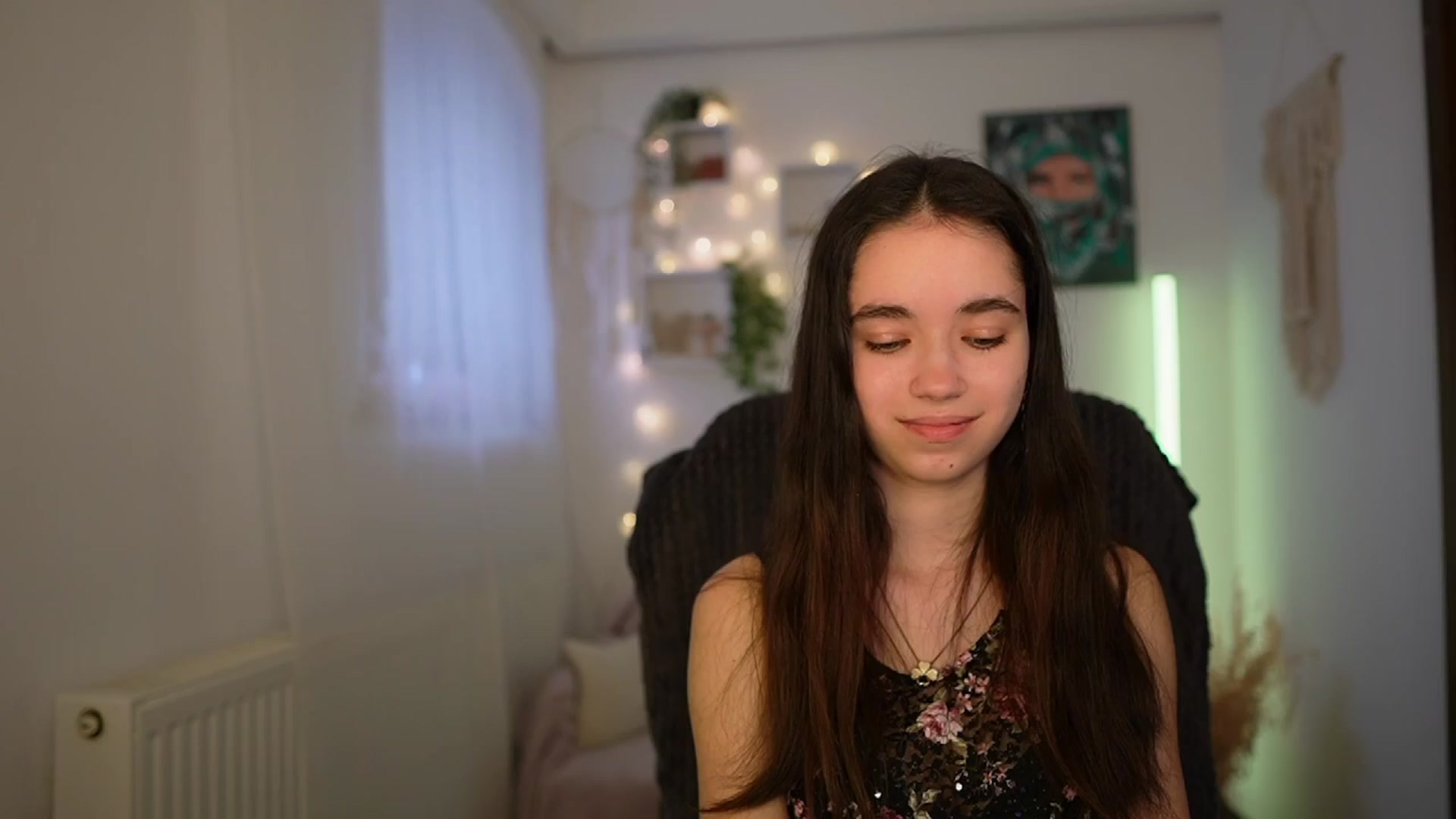 Gallery image thumbnail from Gia_Paige18's myfreecams stream on, 03/26/2024, 12:28 image 18 of 20