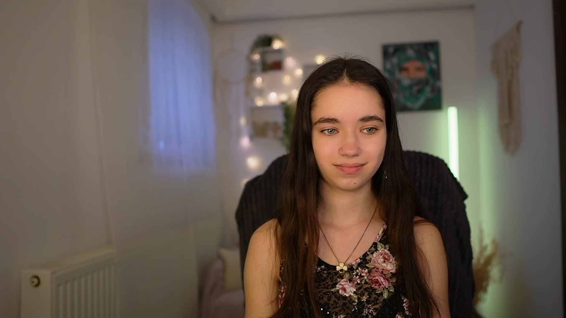Gallery image thumbnail from Gia_Paige18's myfreecams stream on, 03/26/2024, 12:28 image 6 of 20