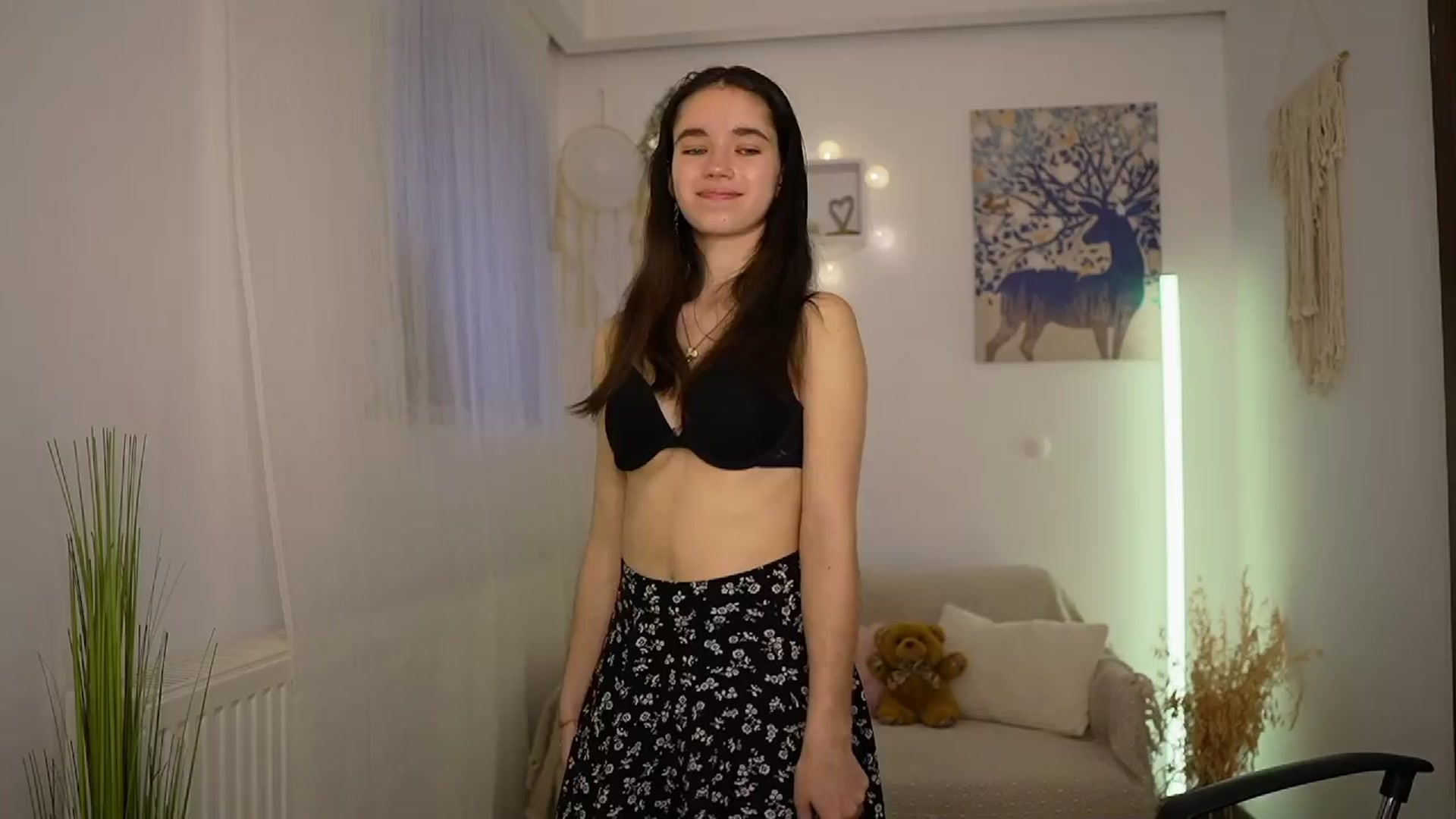 Gallery image thumbnail from Gia_Paige18's myfreecams stream on, 03/28/2024, 16:09 image 19 of 20