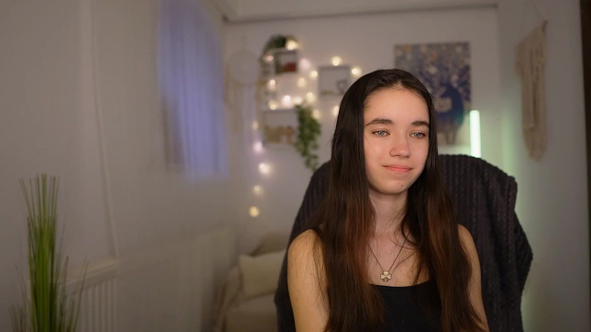 Gallery image thumbnail from Gia_Paige18's myfreecams stream on, 03/28/2024, 16:09 image 16 of 20