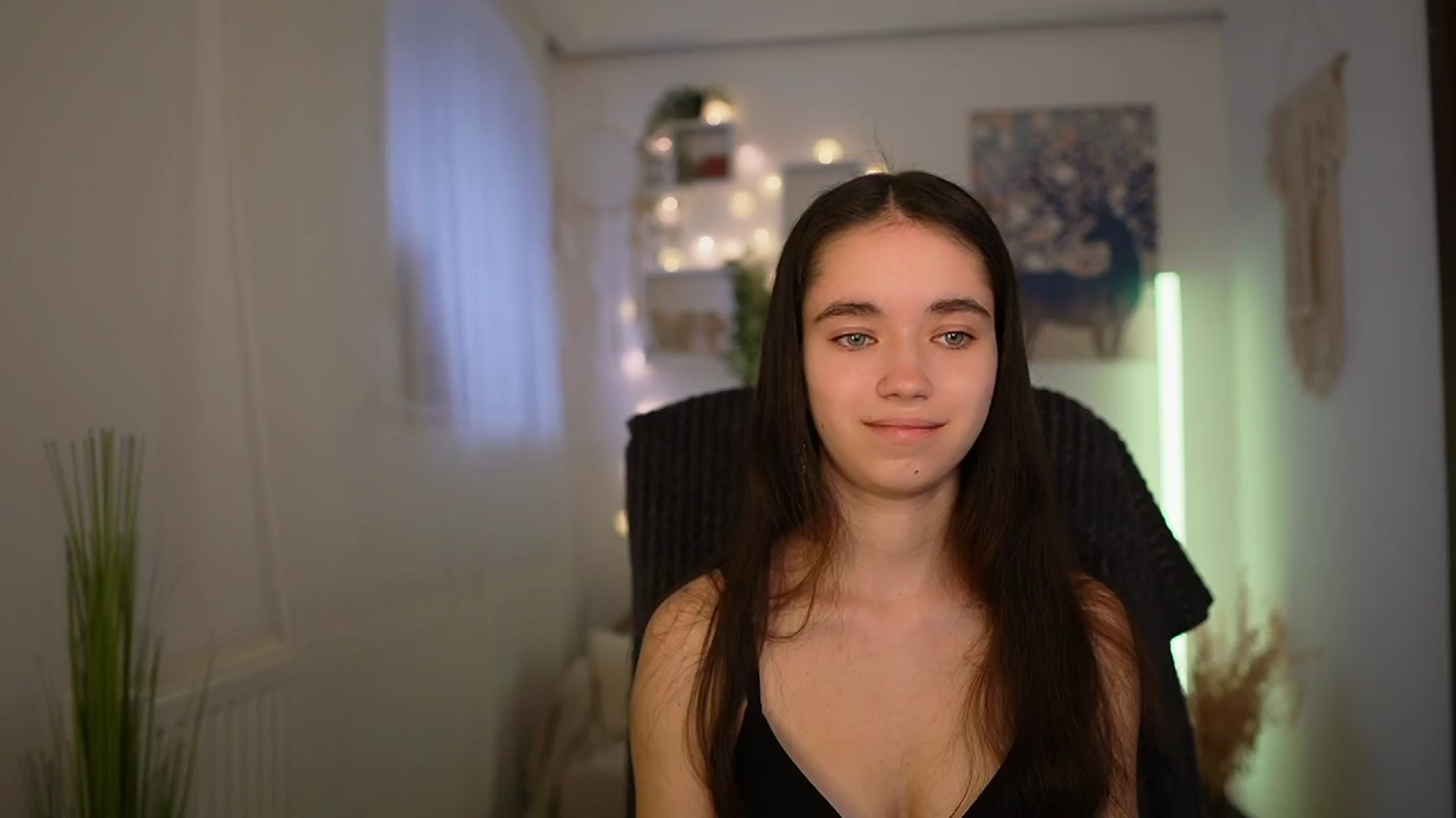 Gallery image thumbnail from Gia_Paige18's myfreecams stream on, 03/31/2024, 10:15 image 8 of 20