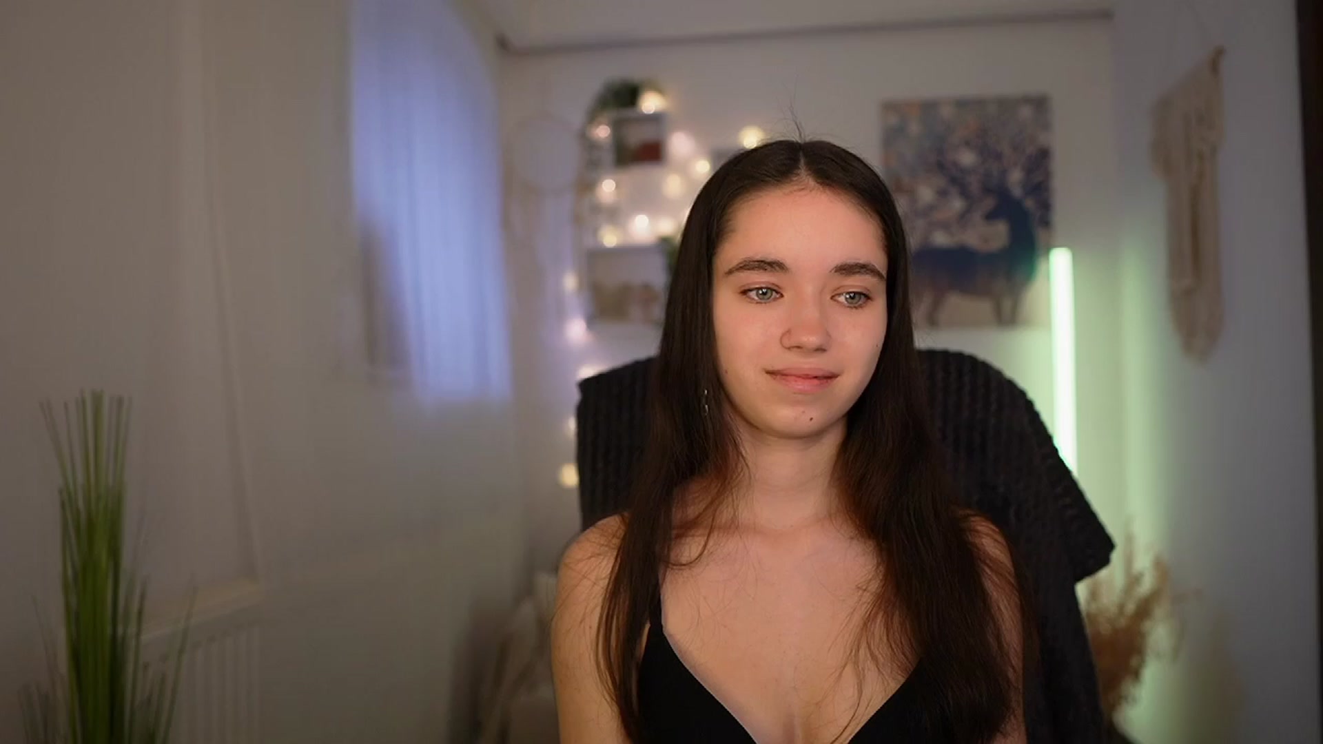 Gallery image thumbnail from Gia_Paige18's myfreecams stream on, 03/31/2024, 10:15 image 15 of 20