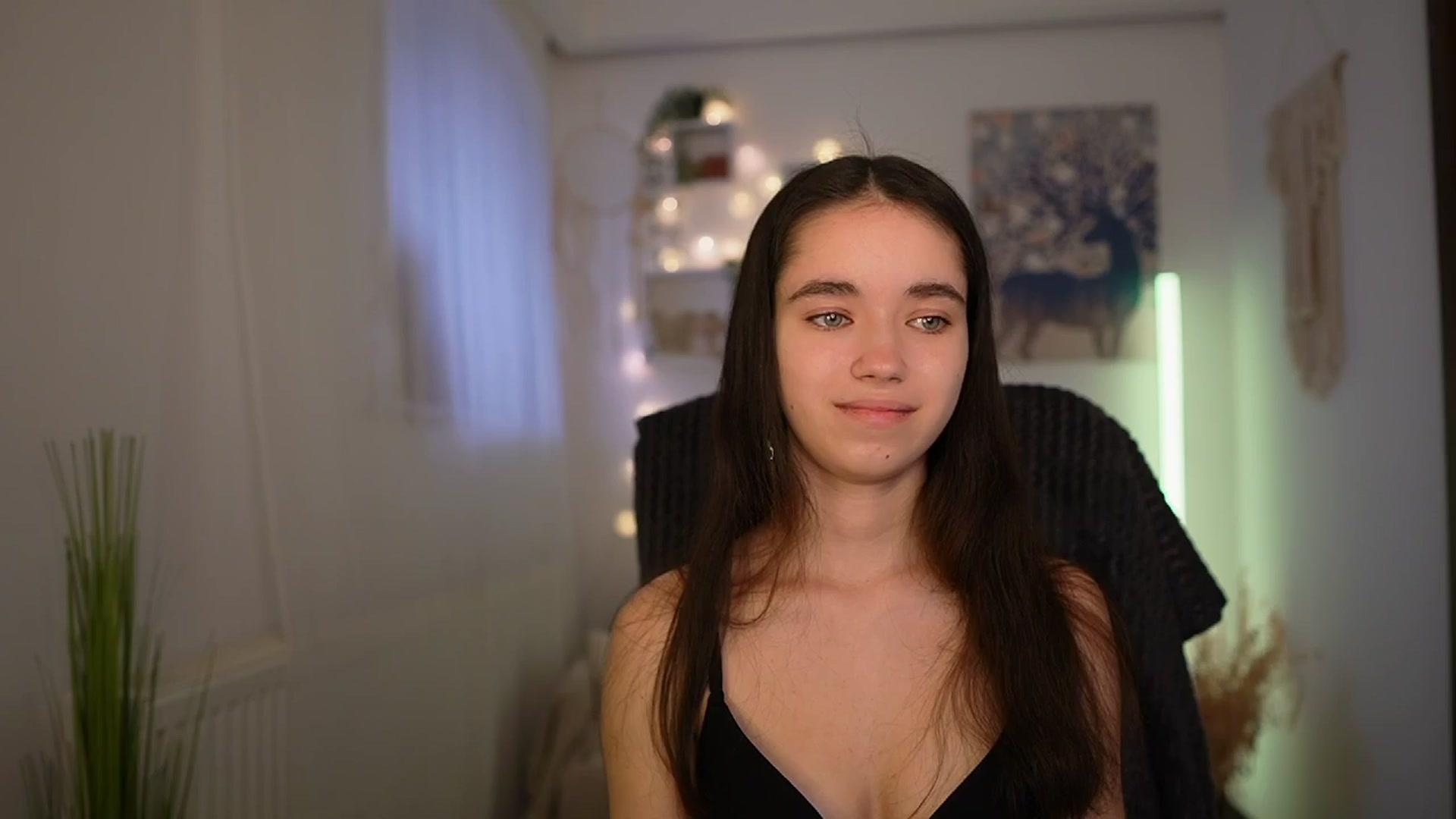 Gallery image thumbnail from Gia_Paige18's myfreecams stream on, 03/31/2024, 10:15 image 14 of 20