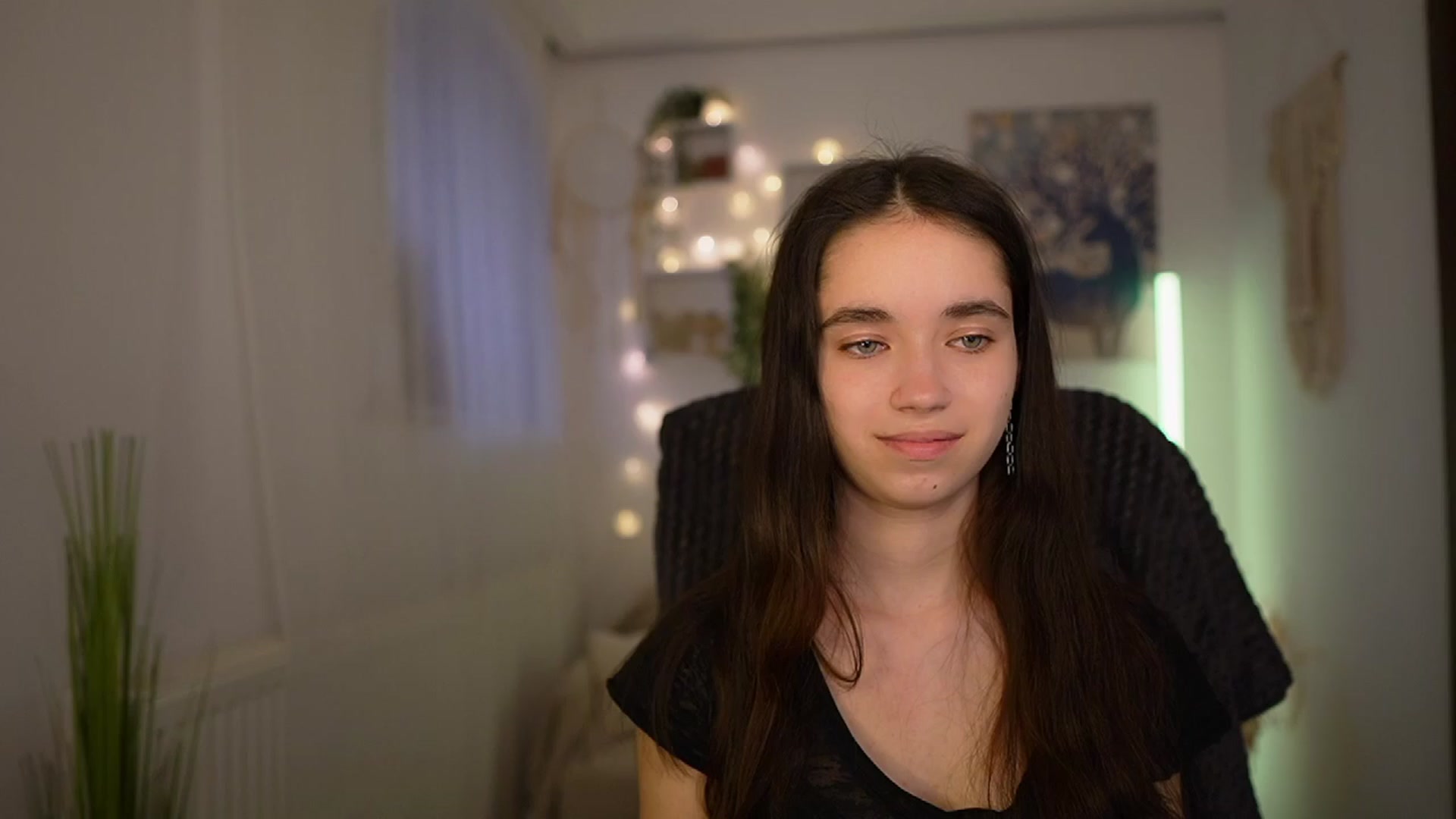 Gallery image thumbnail from Gia_Paige18's myfreecams stream on, 03/31/2024, 16:26 image 19 of 20