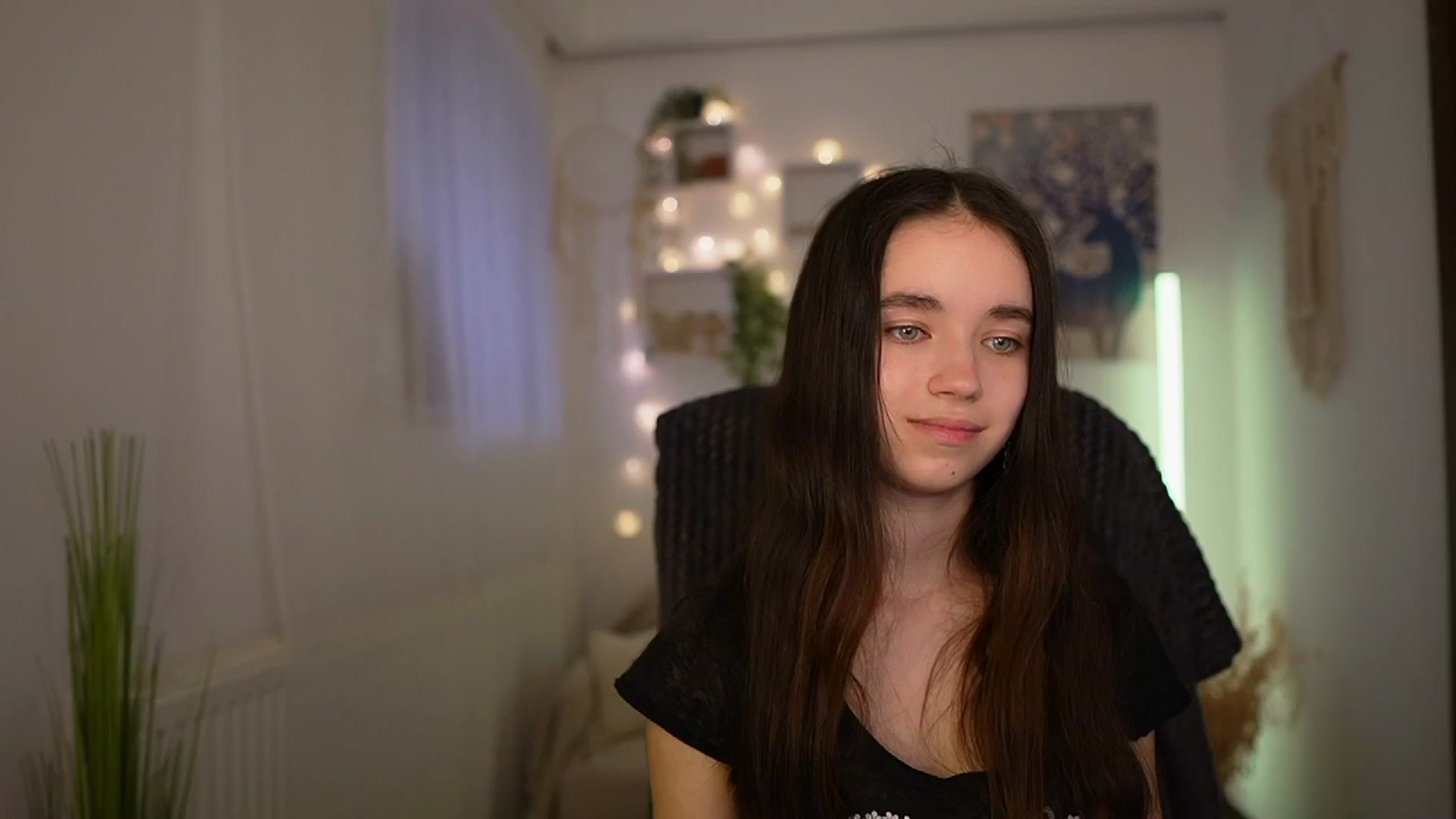 Gallery image thumbnail from Gia_Paige18's myfreecams stream on, 03/31/2024, 16:26 image 7 of 20