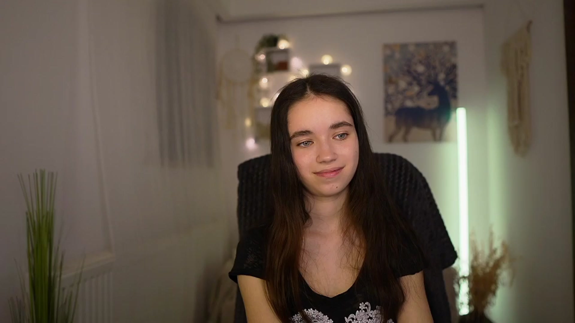 Gallery image thumbnail from Gia_Paige18's myfreecams stream on, 03/31/2024, 18:02 image 6 of 20
