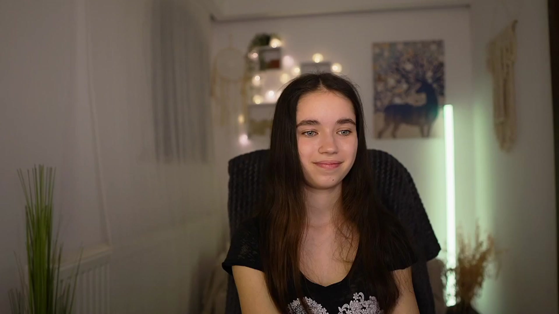 Gallery image thumbnail from Gia_Paige18's myfreecams stream on, 03/31/2024, 18:02 image 7 of 20