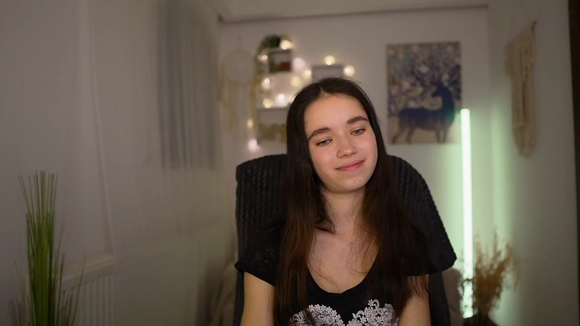 Gallery image thumbnail from Gia_Paige18's myfreecams stream on, 03/31/2024, 18:02 image 19 of 20