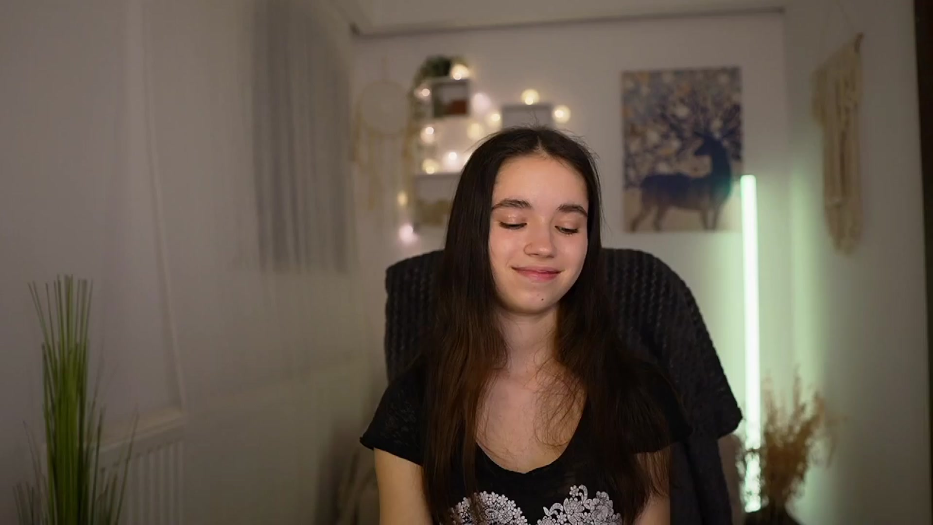 Gallery image thumbnail from Gia_Paige18's myfreecams stream on, 03/31/2024, 18:02 image 17 of 20