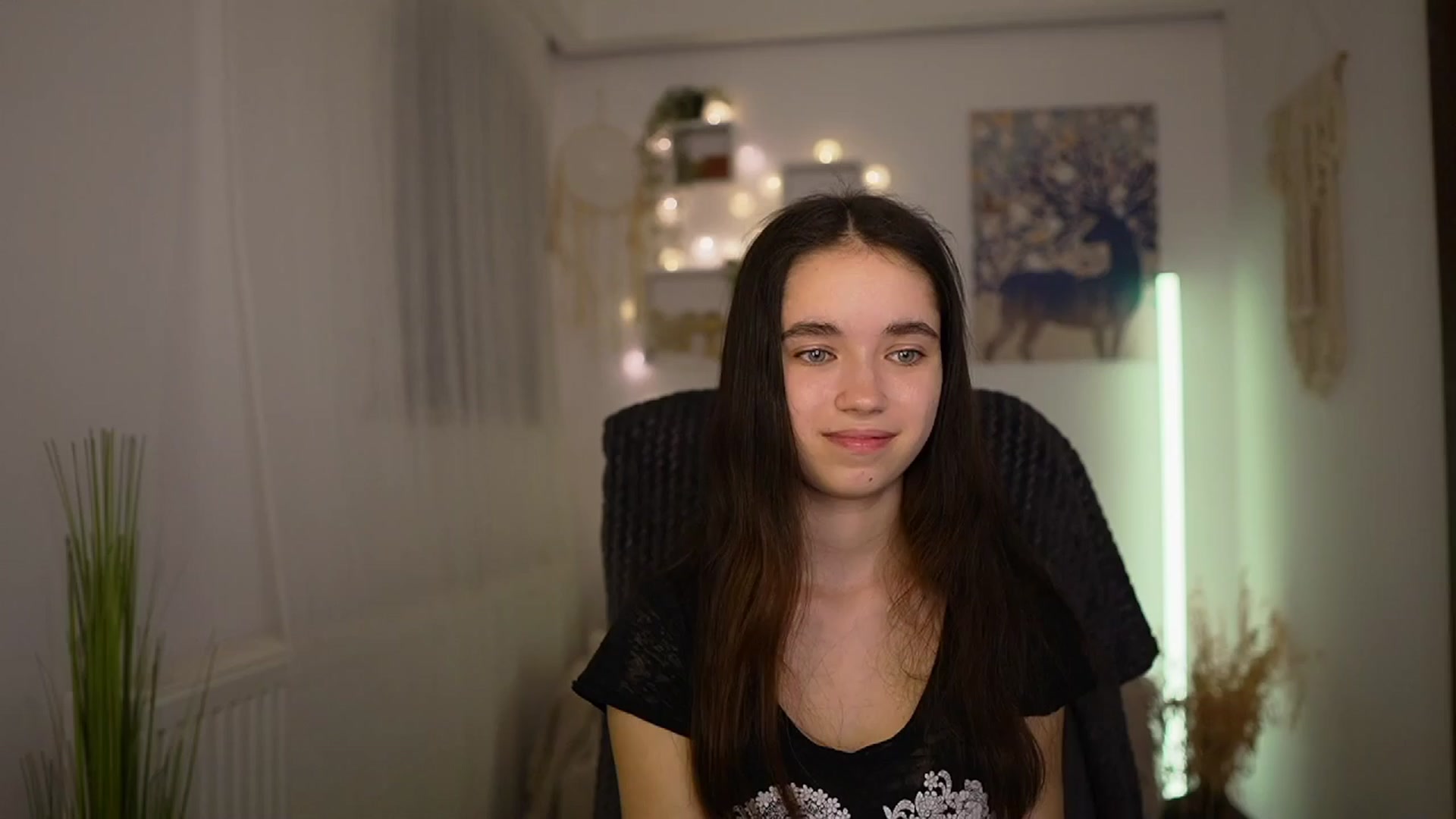 Gallery image thumbnail from Gia_Paige18's myfreecams stream on, 03/31/2024, 18:02 image 2 of 20