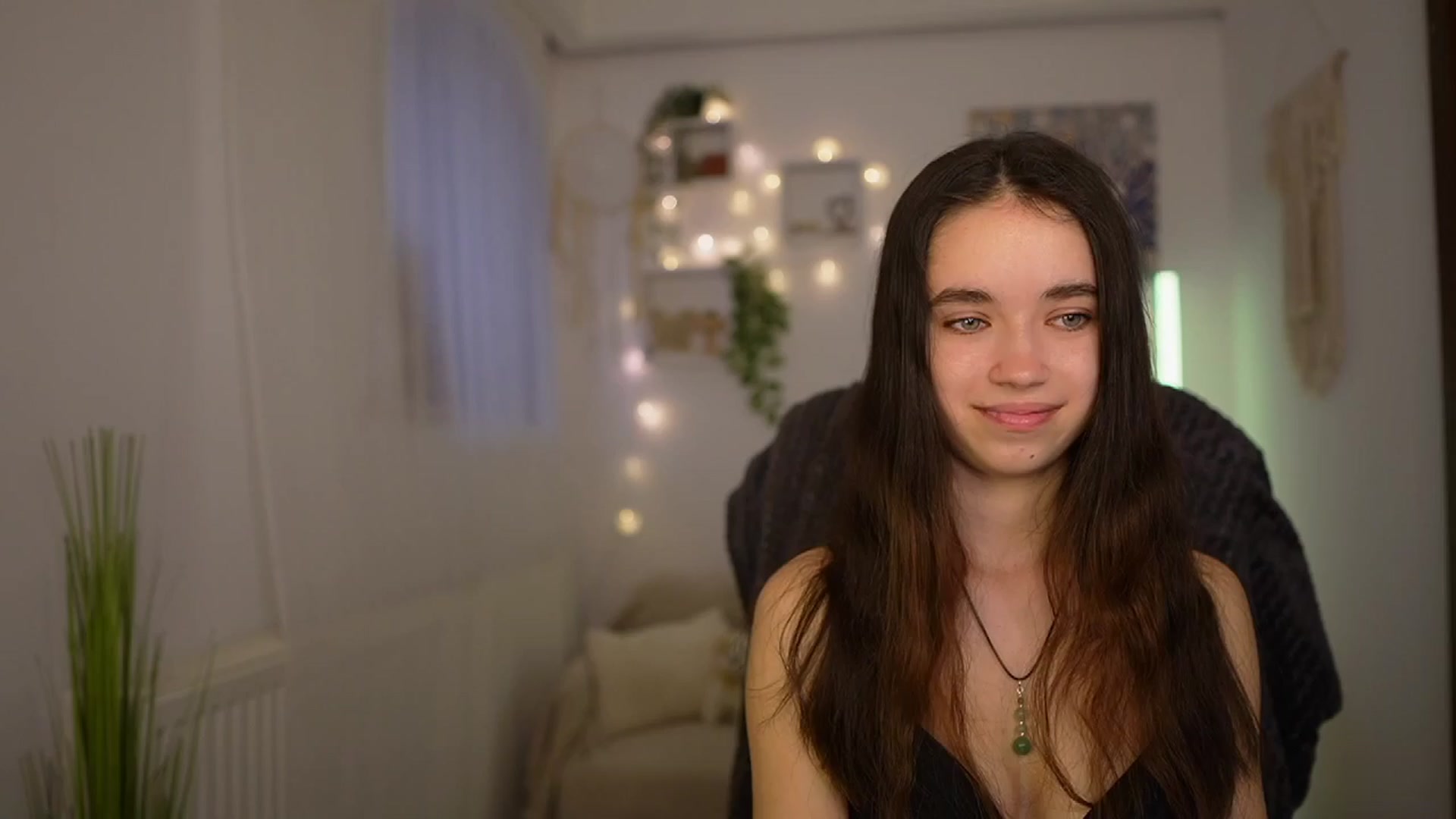 Gallery image thumbnail from Gia_Paige18's myfreecams stream on, 04/02/2024, 11:46 image 19 of 20