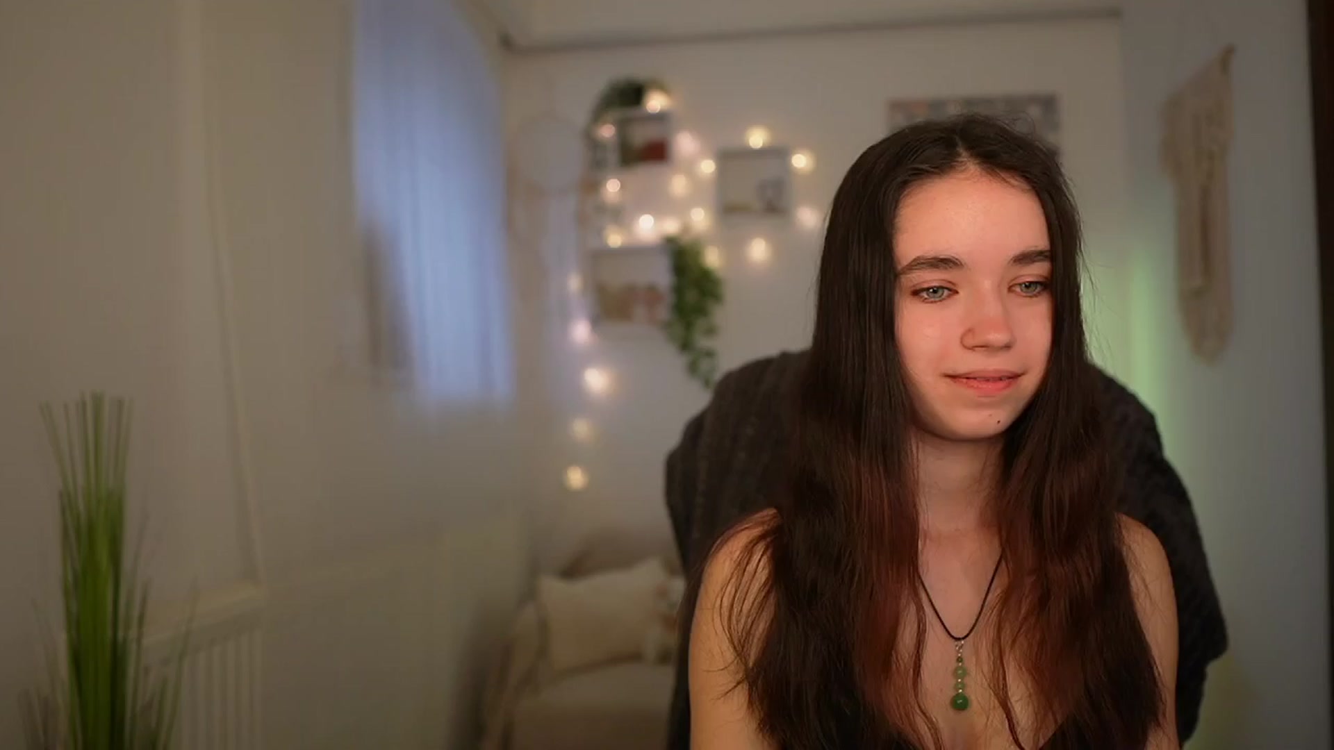 Gallery image thumbnail from Gia_Paige18's myfreecams stream on, 04/02/2024, 11:46 image 11 of 20