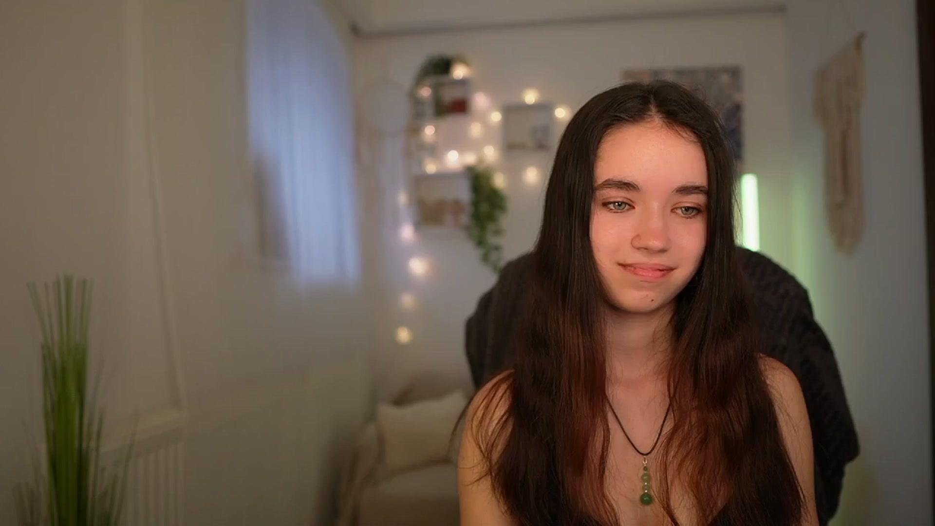 Gallery image thumbnail from Gia_Paige18's myfreecams stream on, 04/02/2024, 11:46 image 14 of 20