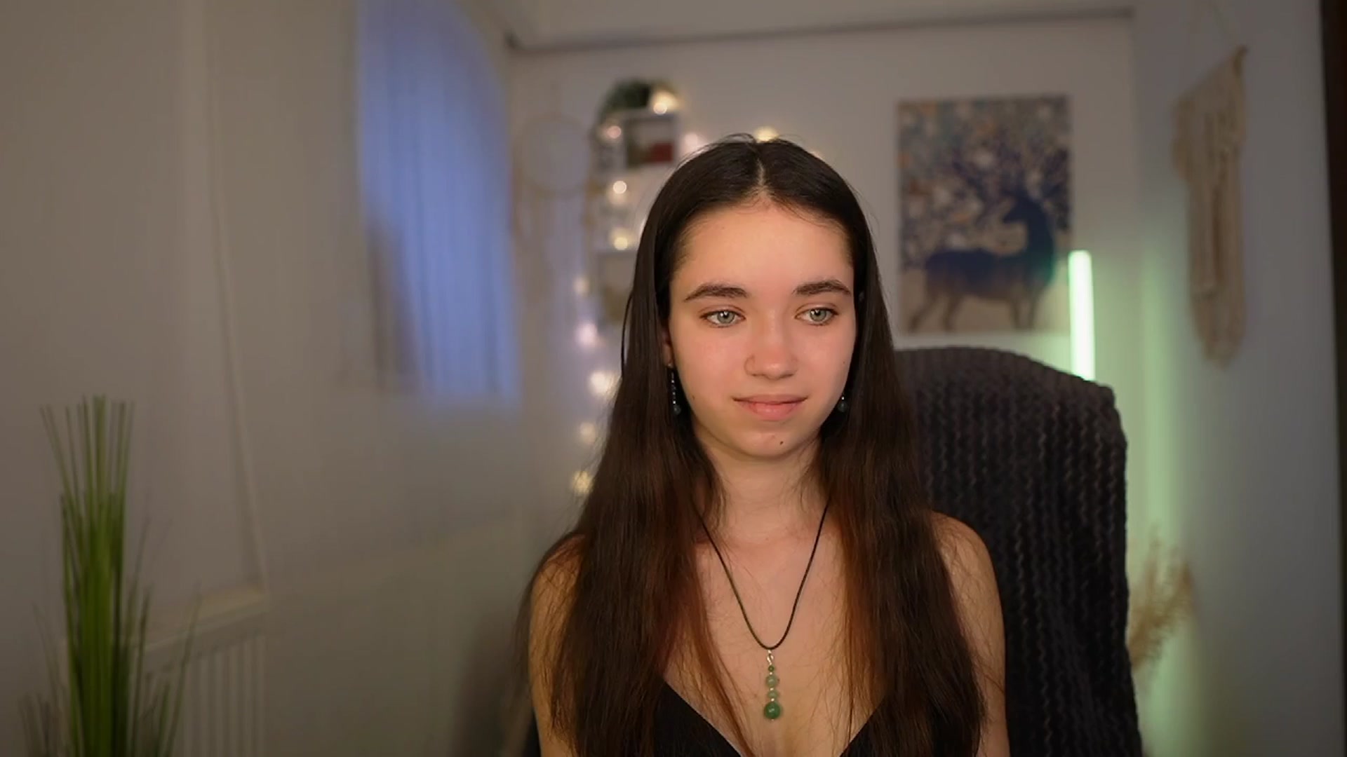 Gallery image thumbnail from Gia_Paige18's myfreecams stream on, 04/03/2024, 09:34 image 17 of 20