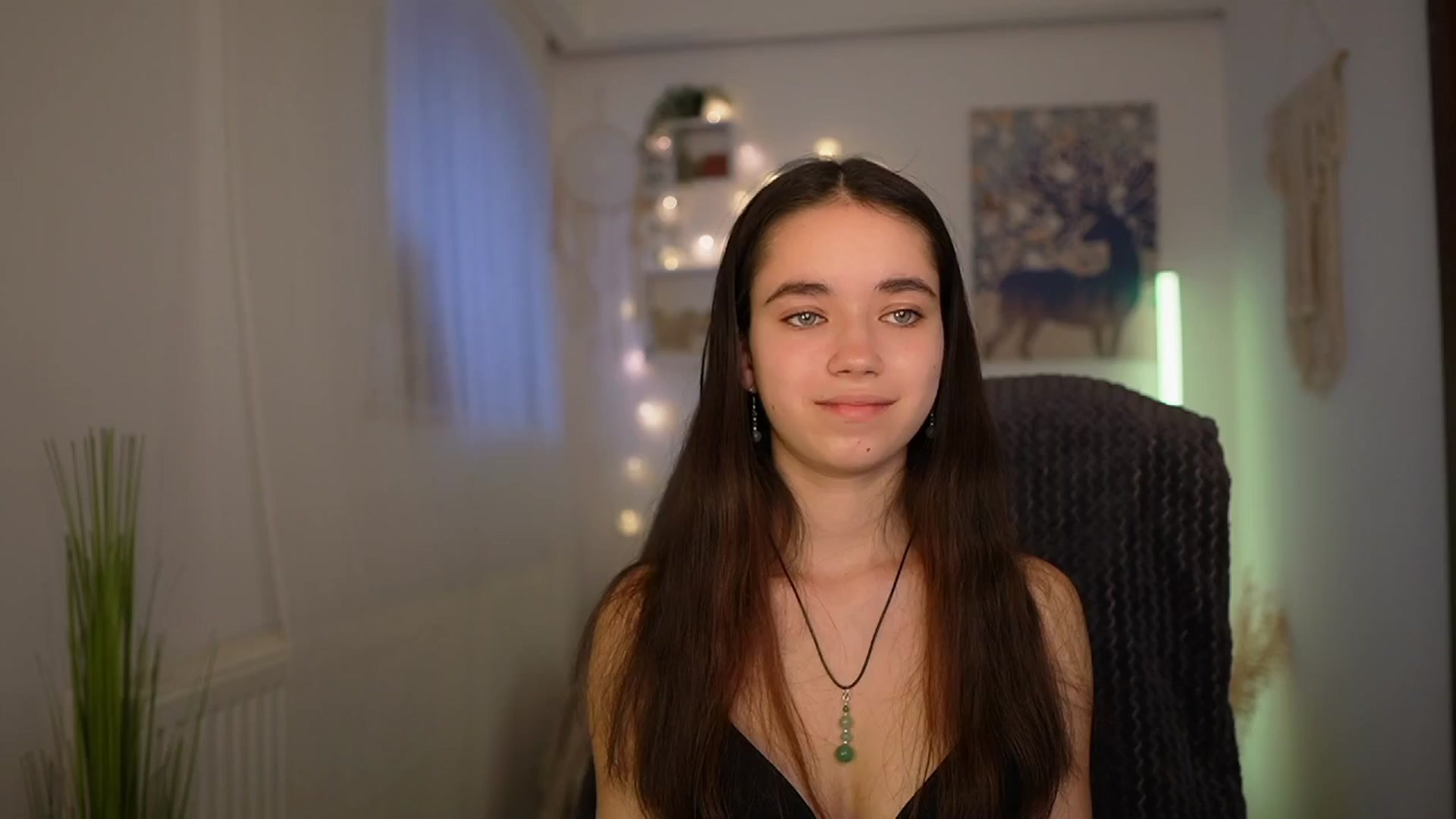 Gallery image thumbnail from Gia_Paige18's myfreecams stream on, 04/03/2024, 09:34 image 16 of 20