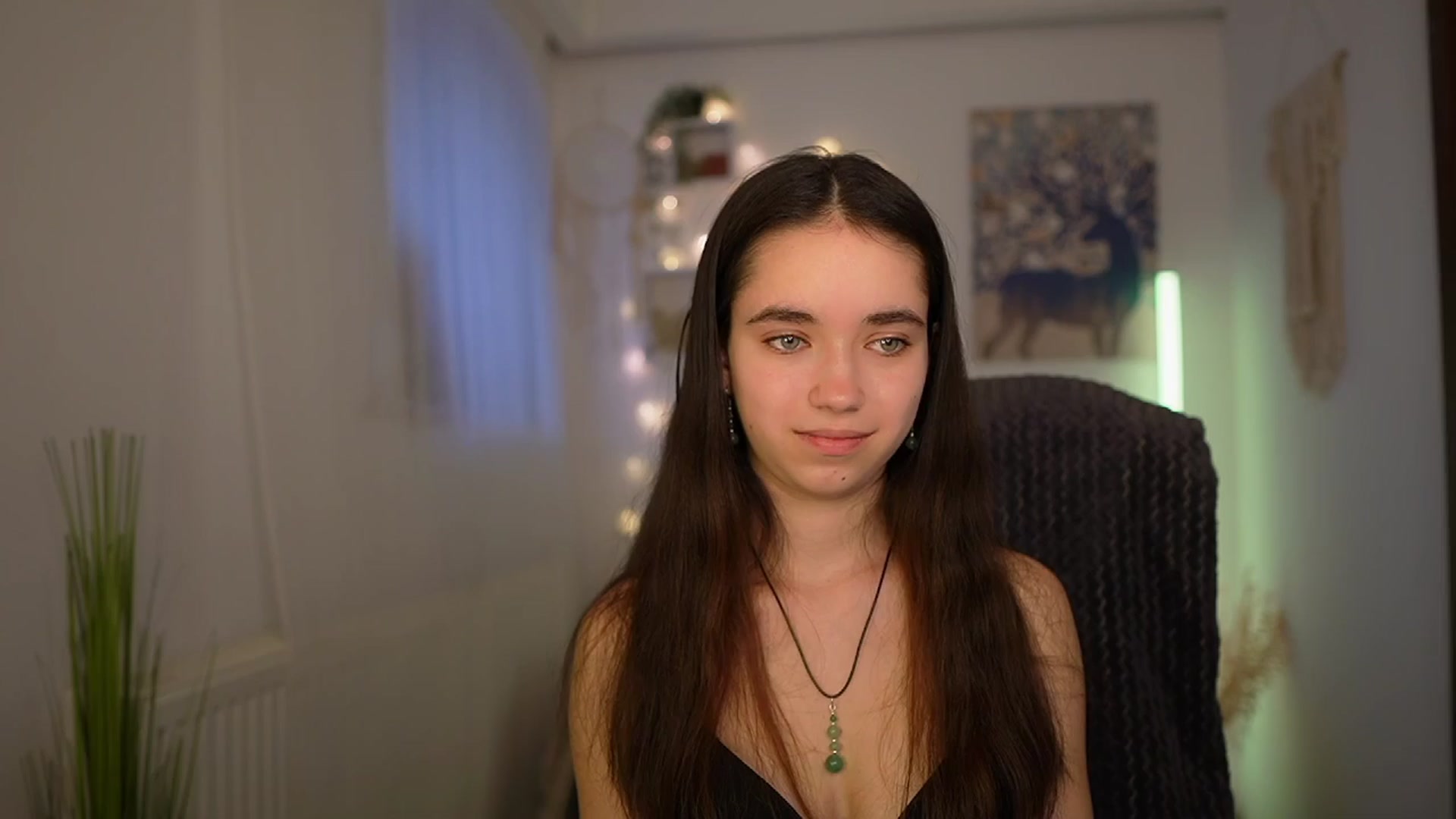 Gallery image thumbnail from Gia_Paige18's myfreecams stream on, 04/03/2024, 09:34 image 15 of 20