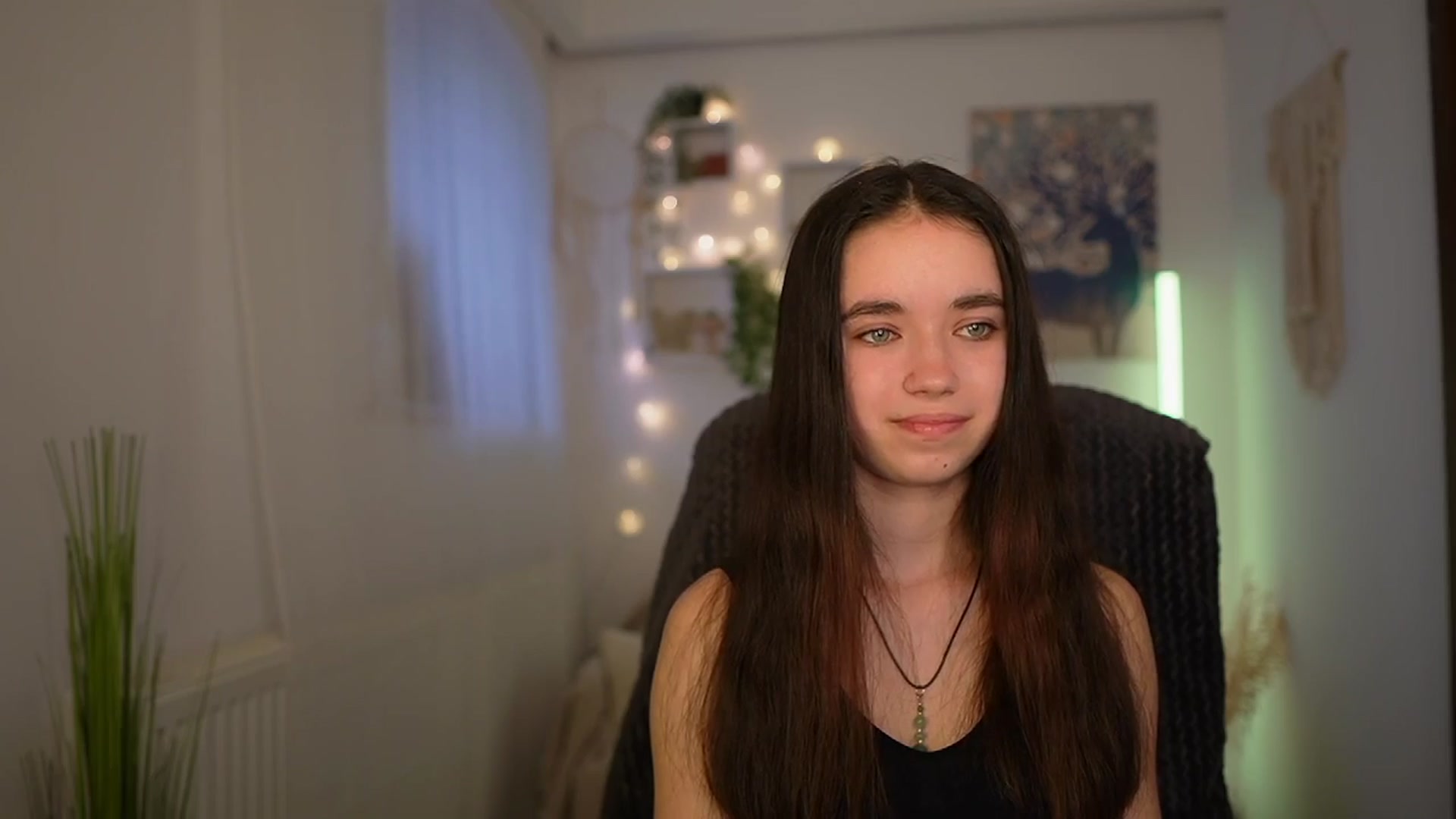 Gallery image thumbnail from Gia_Paige18's myfreecams stream on, 04/03/2024, 11:21 image 7 of 20