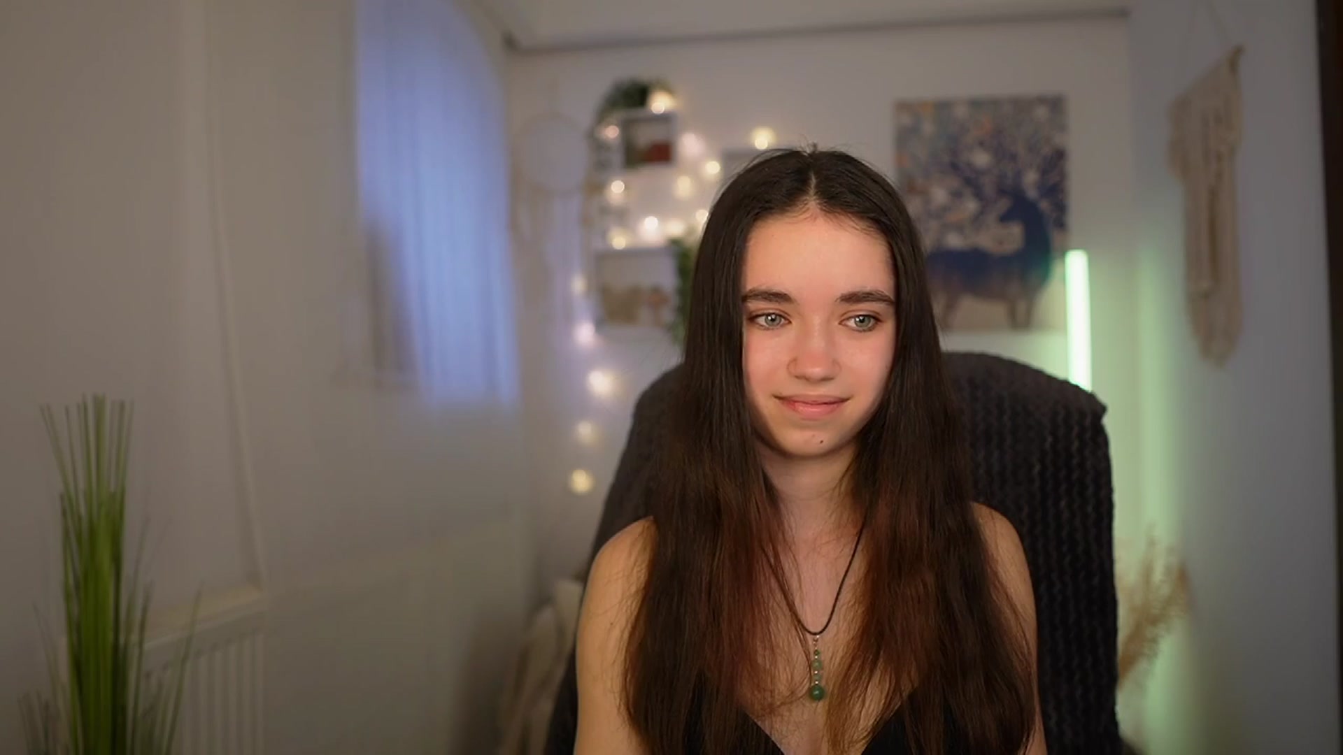 Gallery image thumbnail from Gia_Paige18's myfreecams stream on, 04/03/2024, 11:21 image 18 of 20