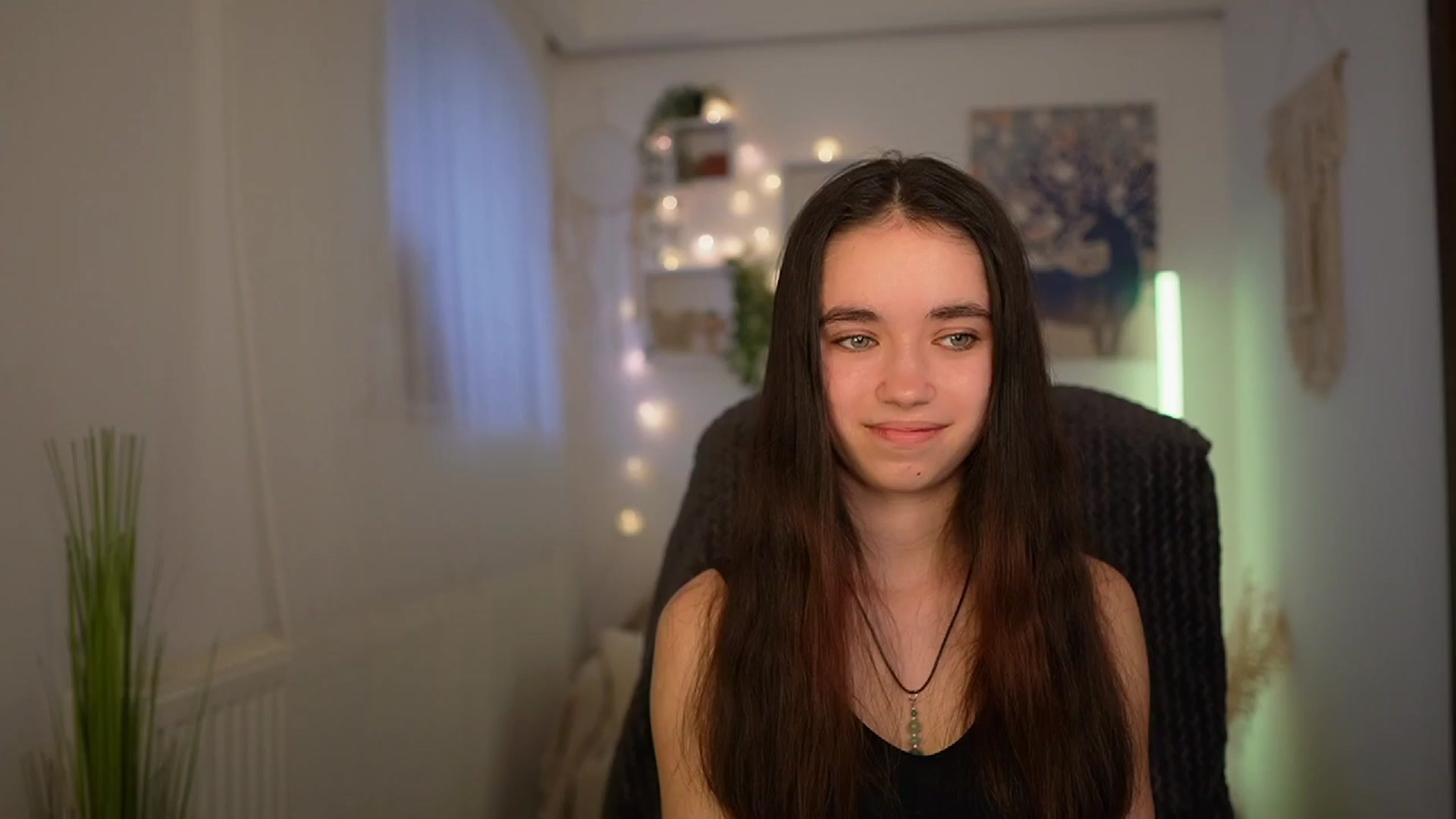 Gallery image thumbnail from Gia_Paige18's myfreecams stream on, 04/03/2024, 11:21 image 1 of 20