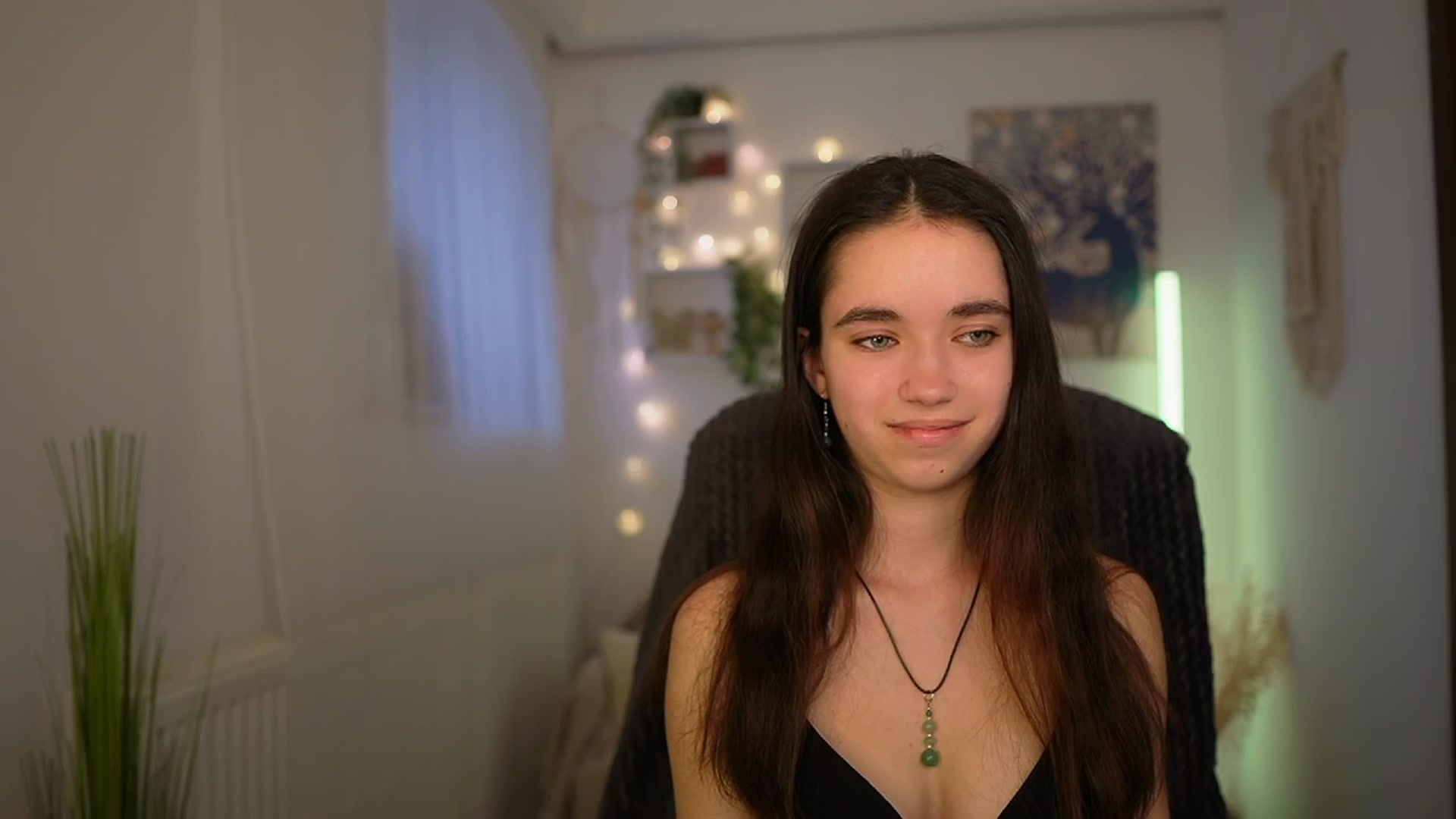 Gallery image thumbnail from Gia_Paige18's myfreecams stream on, 04/03/2024, 12:06 image 13 of 20