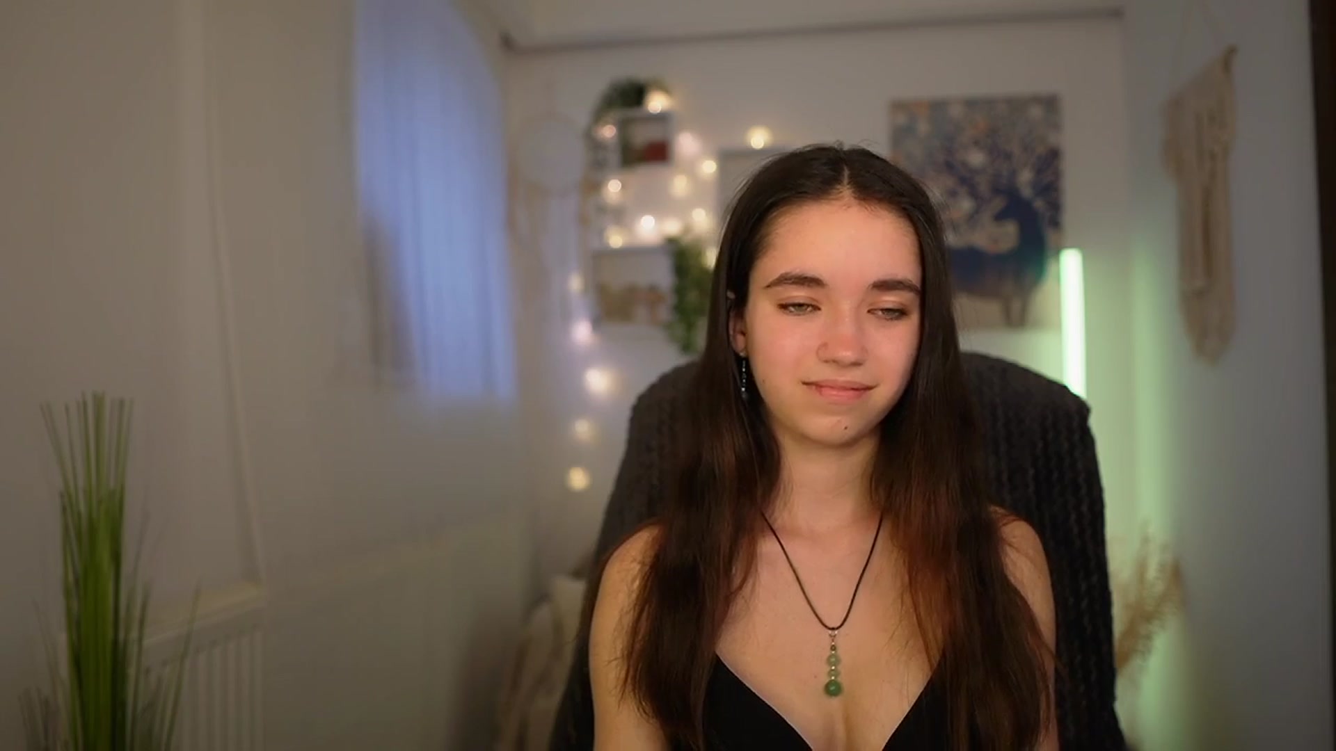 Gallery image thumbnail from Gia_Paige18's myfreecams stream on, 04/03/2024, 12:06 image 14 of 20