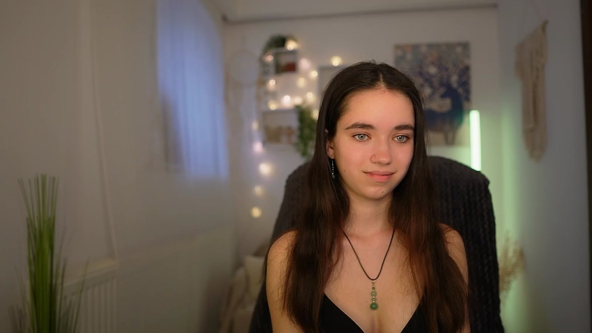 Gallery image thumbnail from Gia_Paige18's myfreecams stream on, 04/03/2024, 12:06 image 18 of 20