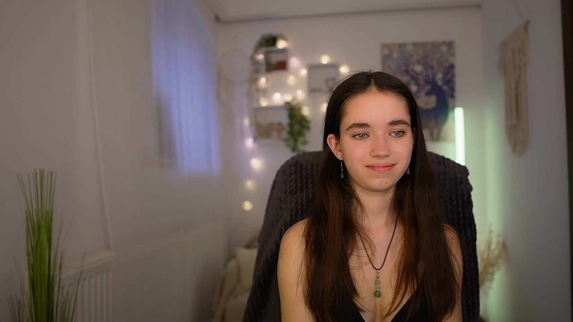 Gallery image thumbnail from Gia_Paige18's myfreecams stream on, 04/03/2024, 14:57 image 8 of 20