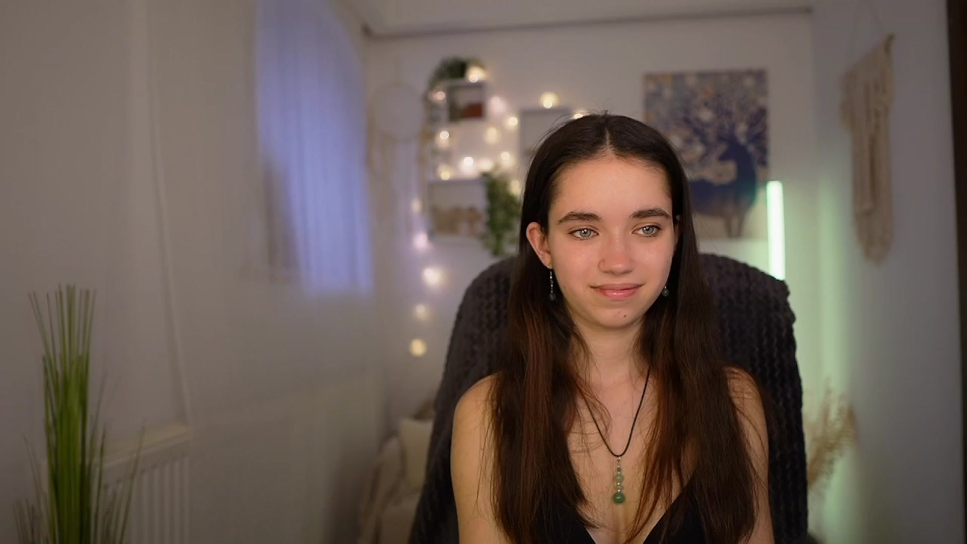 Gallery image thumbnail from Gia_Paige18's myfreecams stream on, 04/03/2024, 14:57 image 7 of 20