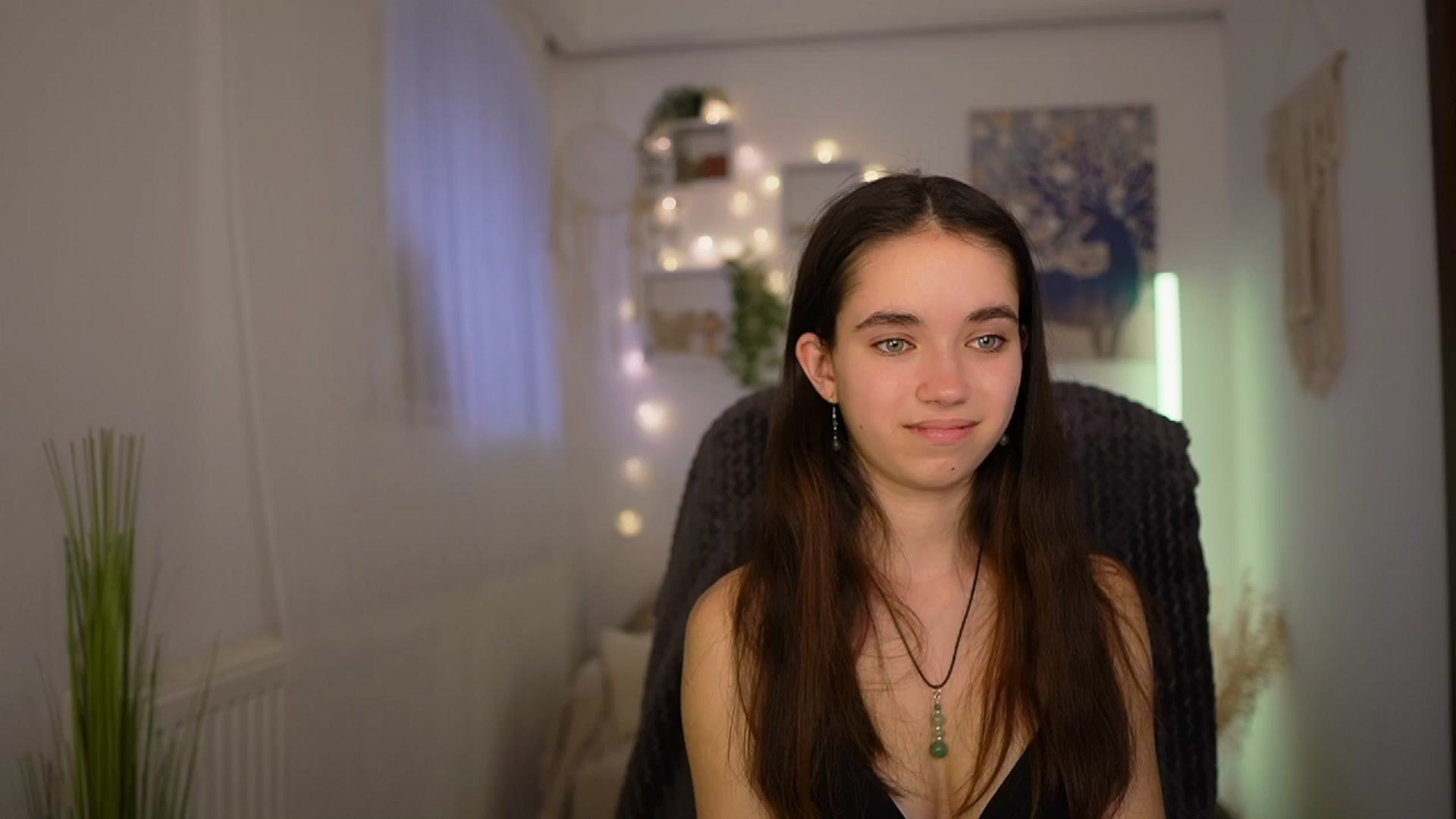 Gallery image thumbnail from Gia_Paige18's myfreecams stream on, 04/03/2024, 14:57 image 13 of 20