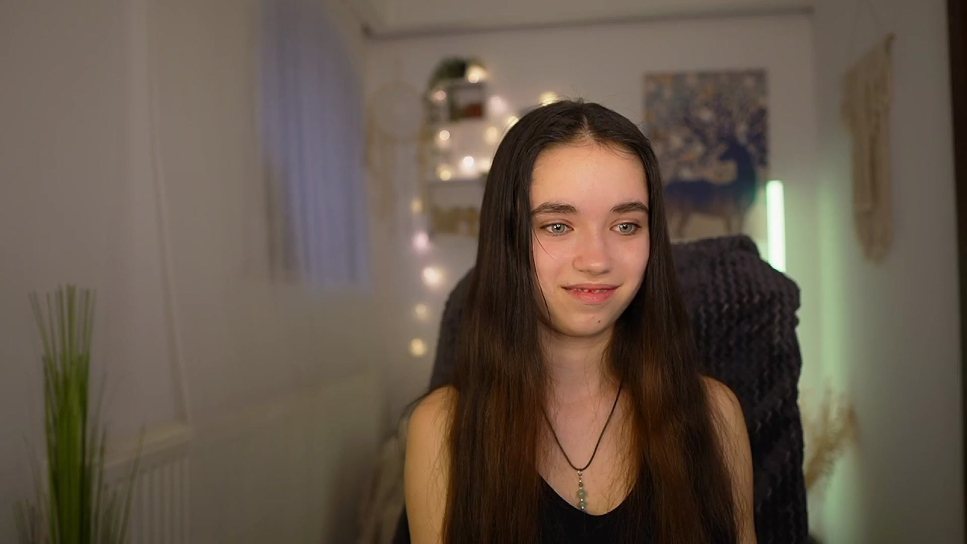 Gallery image thumbnail from Gia_Paige18's myfreecams stream on, 04/03/2024, 16:18 image 12 of 20