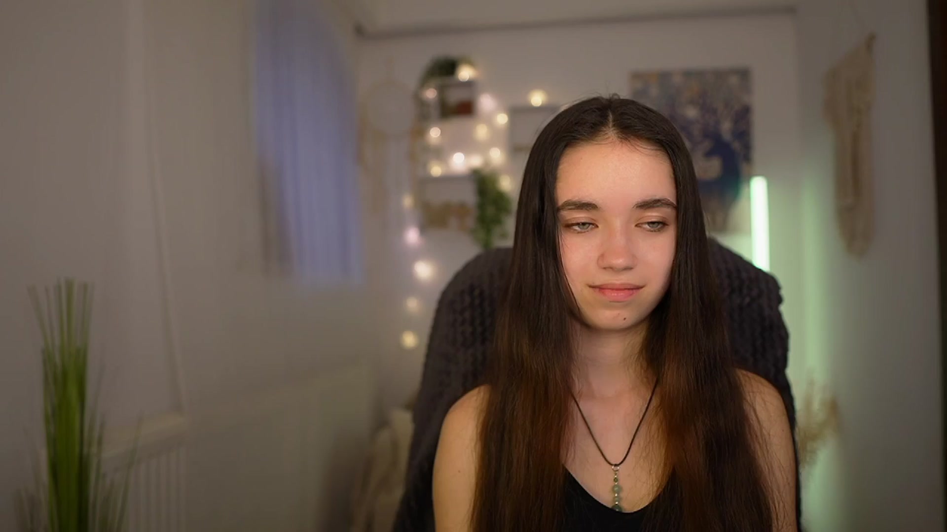 Gallery image thumbnail from Gia_Paige18's myfreecams stream on, 04/03/2024, 16:18 image 5 of 20