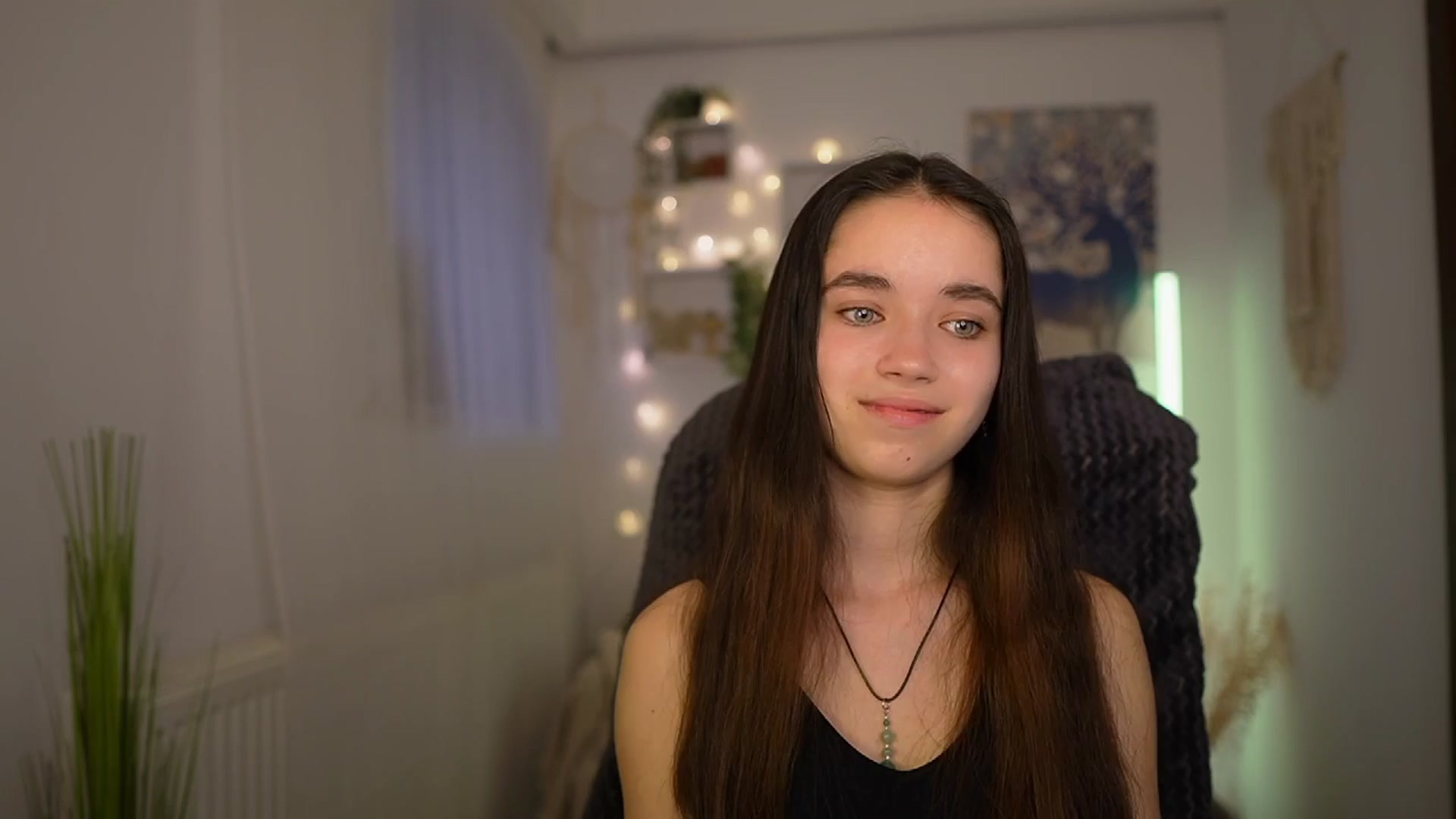 Gallery image thumbnail from Gia_Paige18's myfreecams stream on, 04/03/2024, 16:18 image 7 of 20