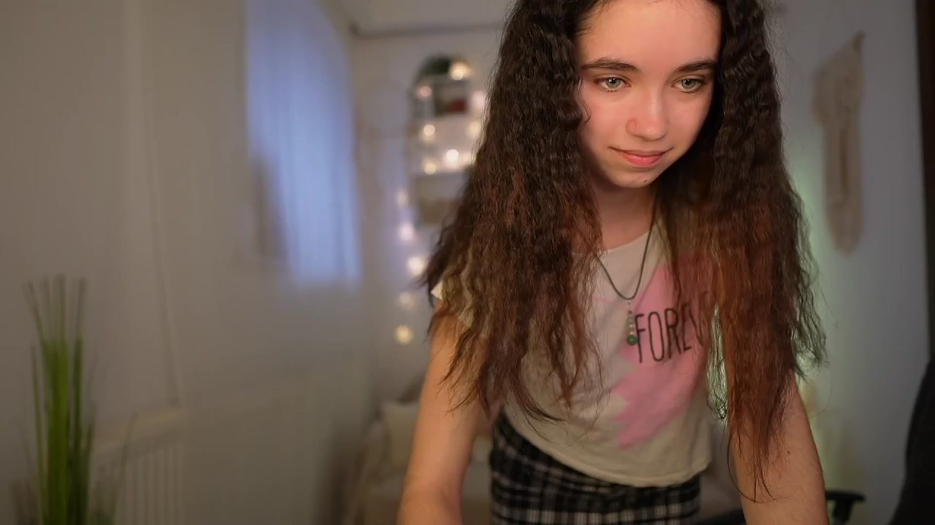 Gallery image thumbnail from Gia_Paige18's myfreecams stream on, 04/04/2024, 08:59 image 8 of 20