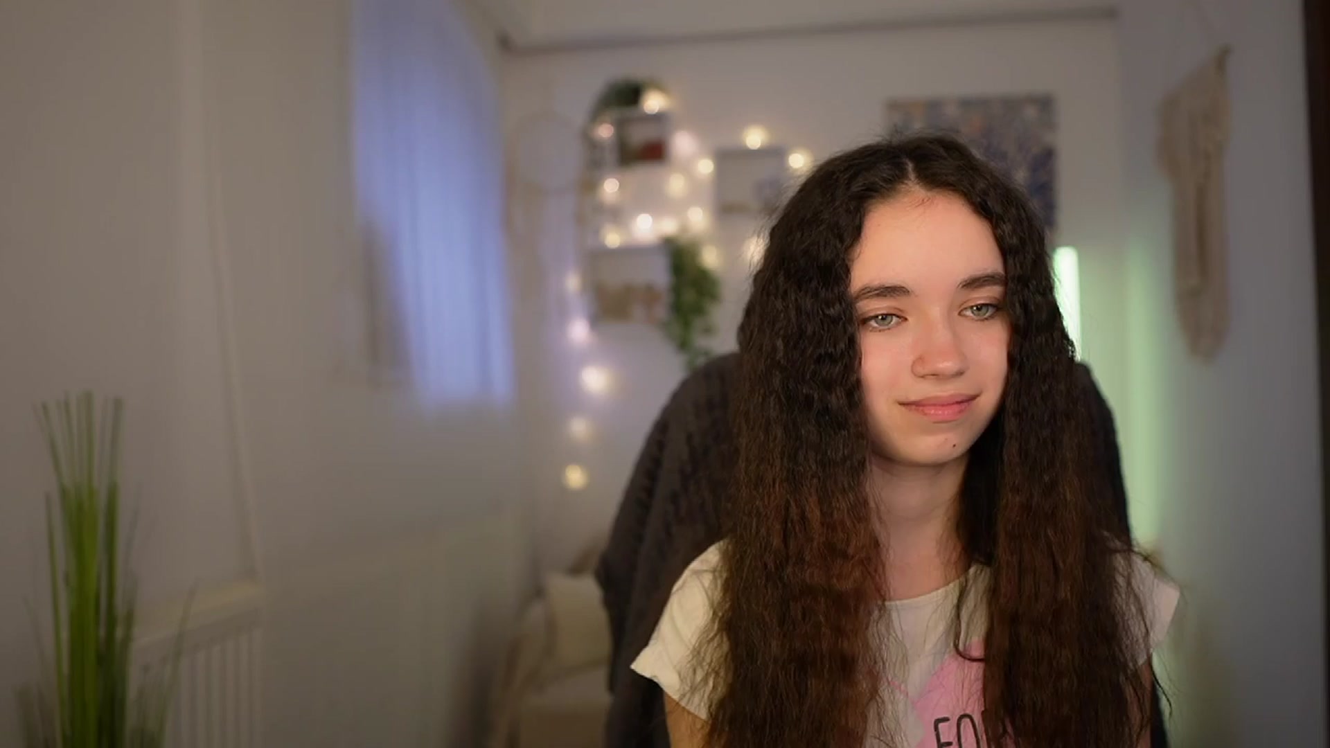 Gallery image thumbnail from Gia_Paige18's myfreecams stream on, 04/04/2024, 14:46 image 10 of 20