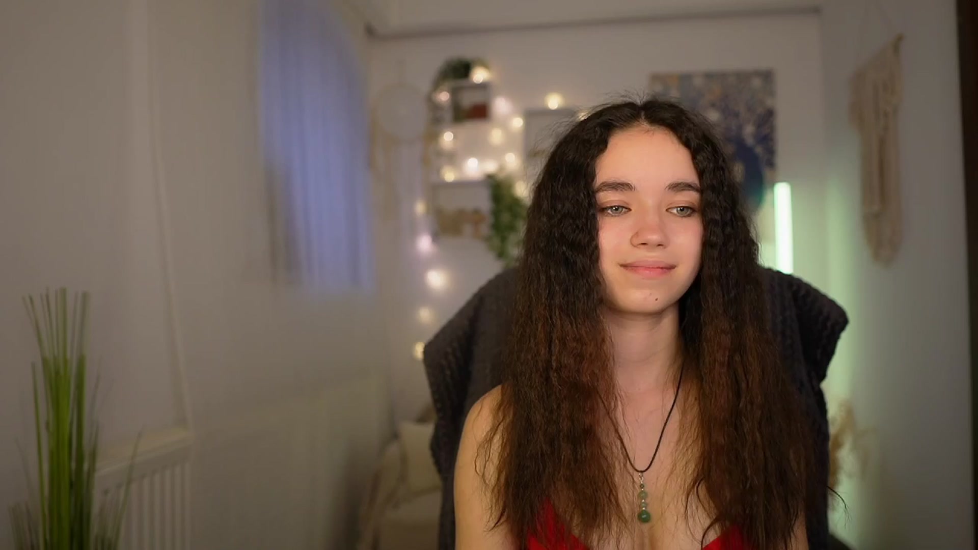 Gallery image thumbnail from Gia_Paige18's myfreecams stream on, 04/04/2024, 17:08 image 7 of 20