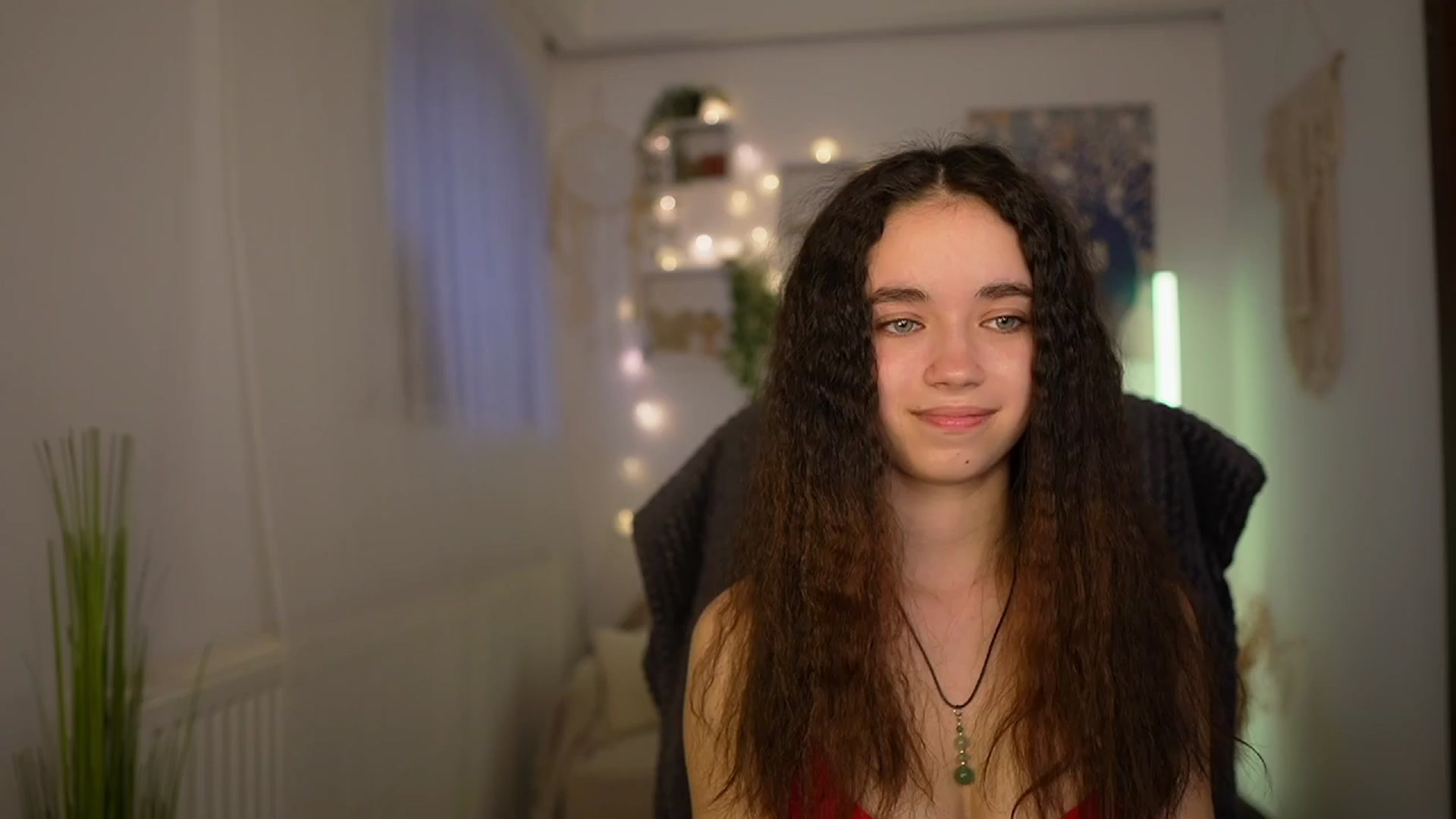 Gallery image thumbnail from Gia_Paige18's myfreecams stream on, 04/04/2024, 17:08 image 8 of 20