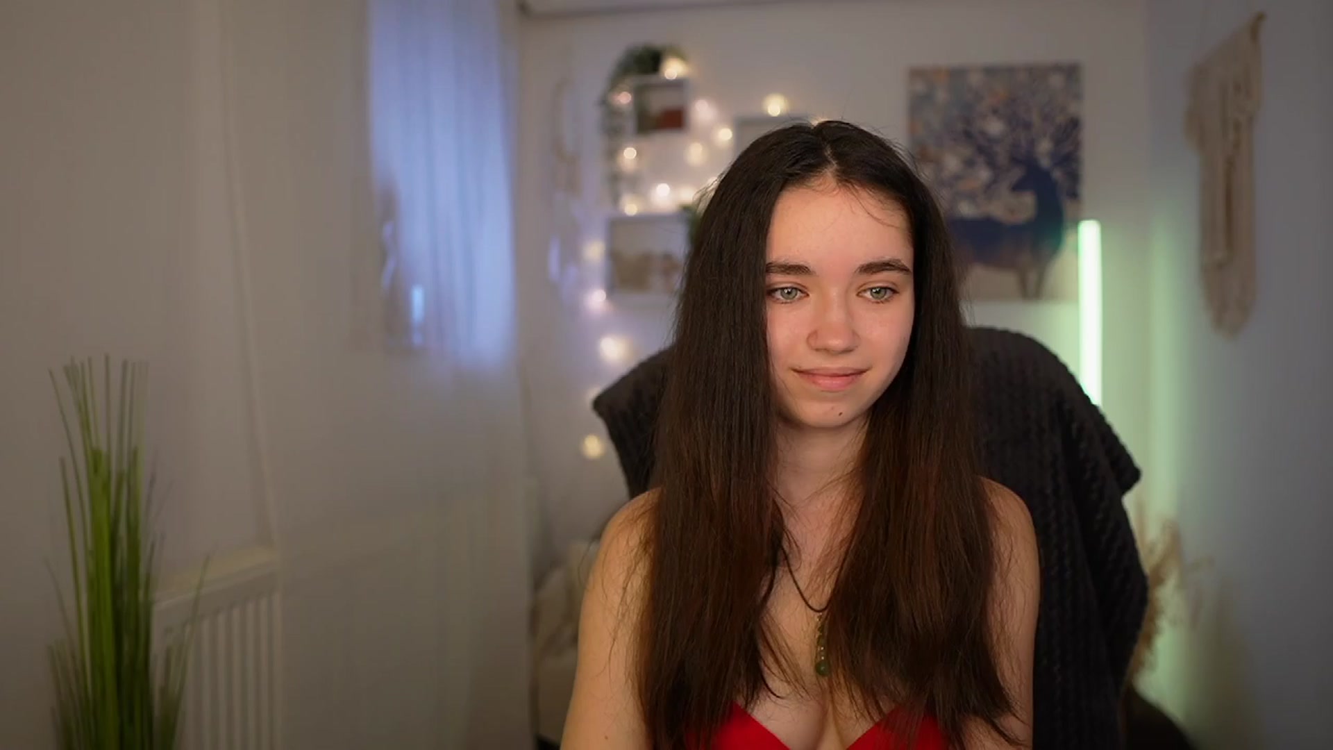 Gallery image thumbnail from Gia_Paige18's myfreecams stream on, 04/07/2024, 10:34 image 9 of 20