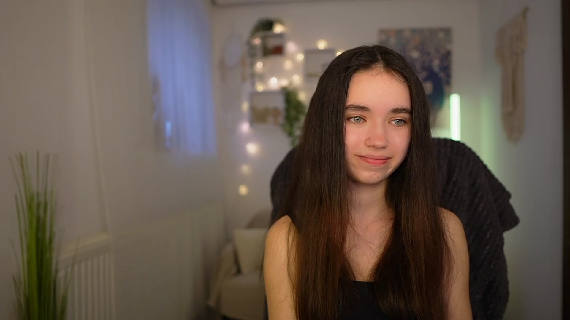 Gallery image thumbnail from Gia_Paige18's myfreecams stream on, 04/08/2024, 12:16 image 3 of 20