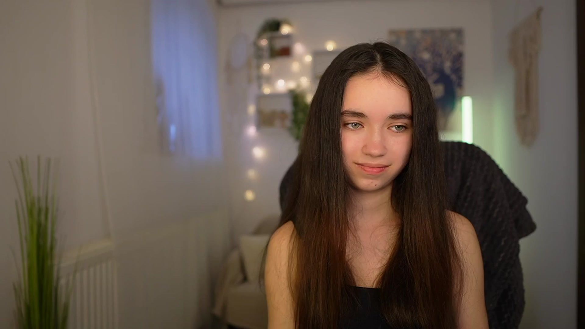 Gallery image thumbnail from Gia_Paige18's myfreecams stream on, 04/08/2024, 12:16 image 2 of 20