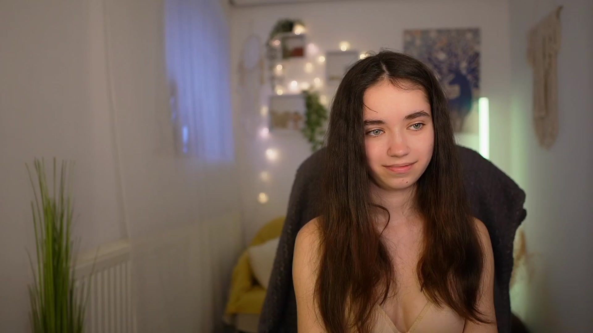 Gallery image thumbnail from Gia_Paige18's myfreecams stream on, 04/11/2024, 10:43 image 1 of 20
